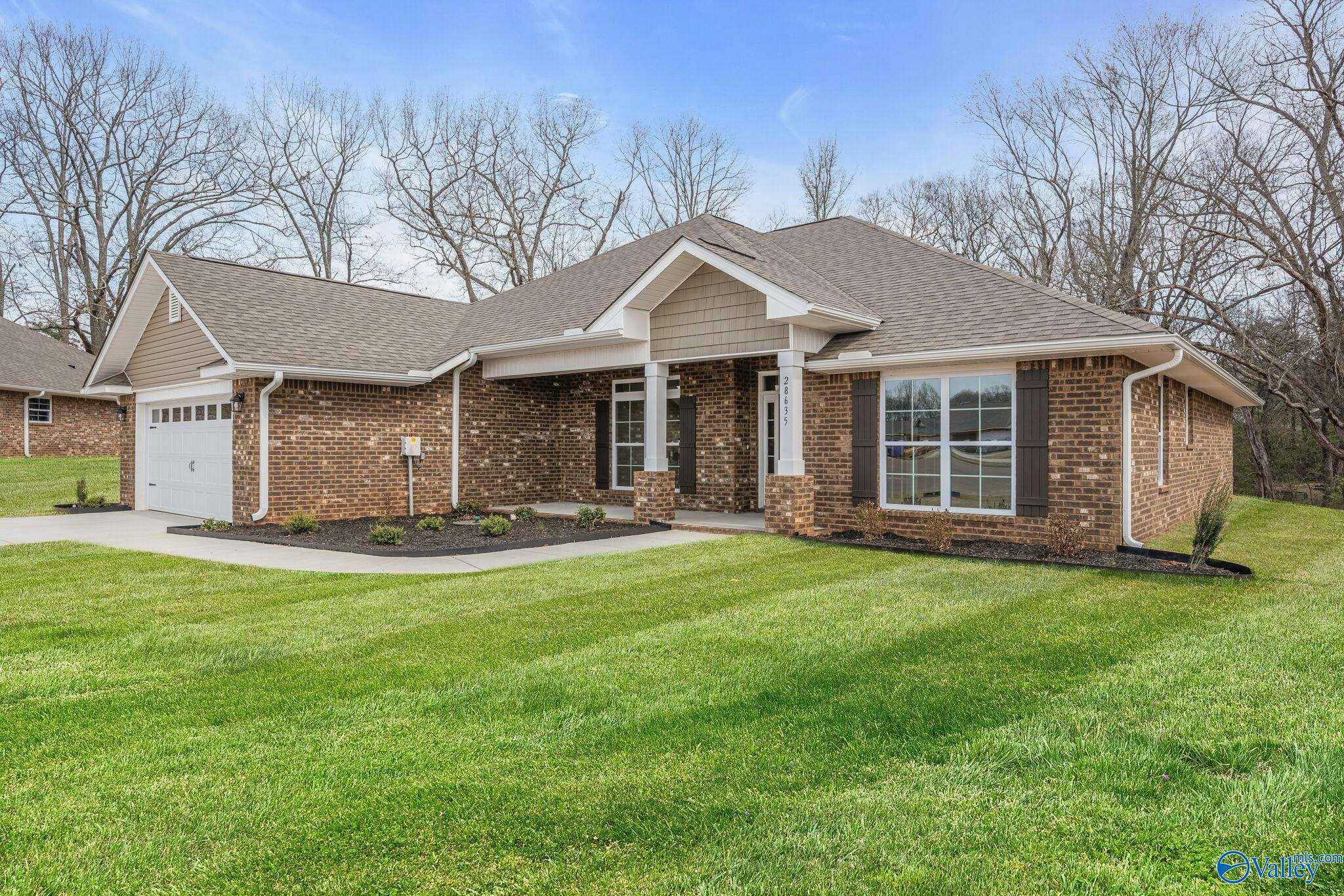 Harvest, AL 35749,14119 Creekwater Court