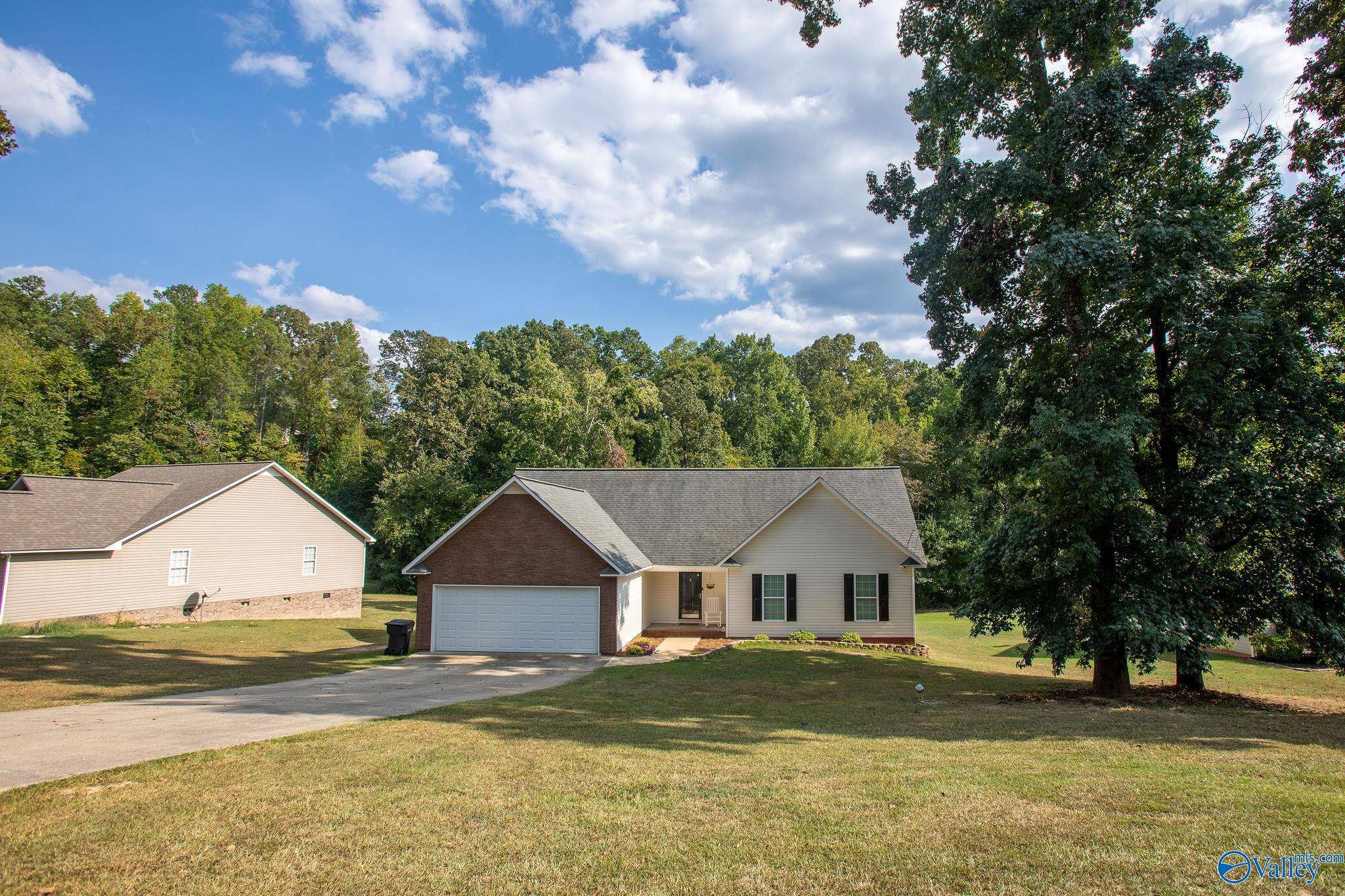 Southside, AL 35907,6193 Vista Trail