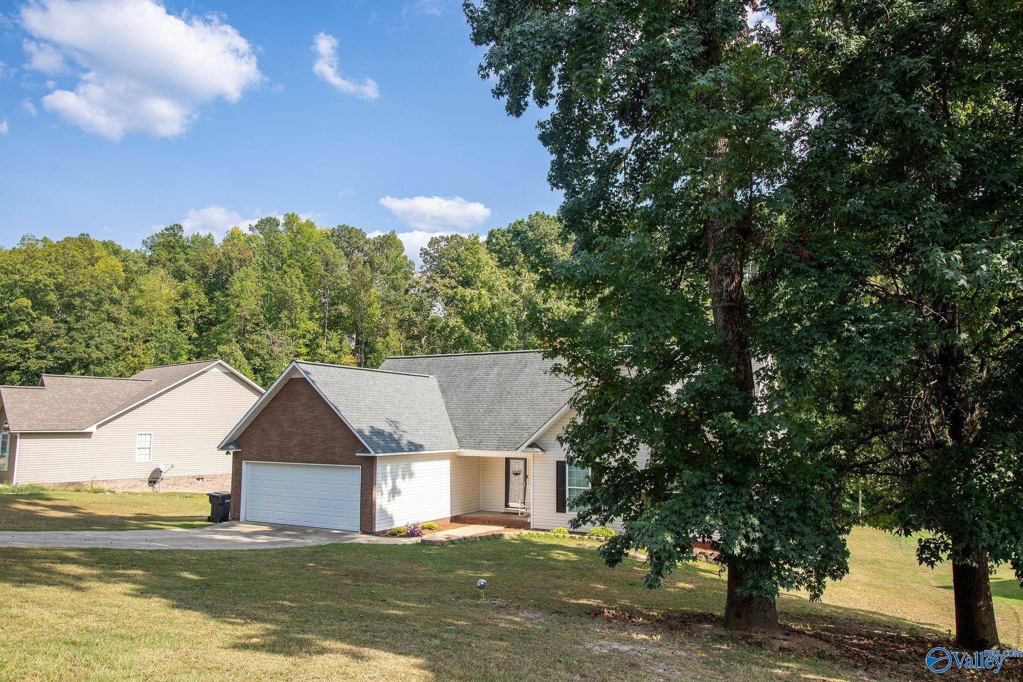 Southside, AL 35907,6193 Vista Trail