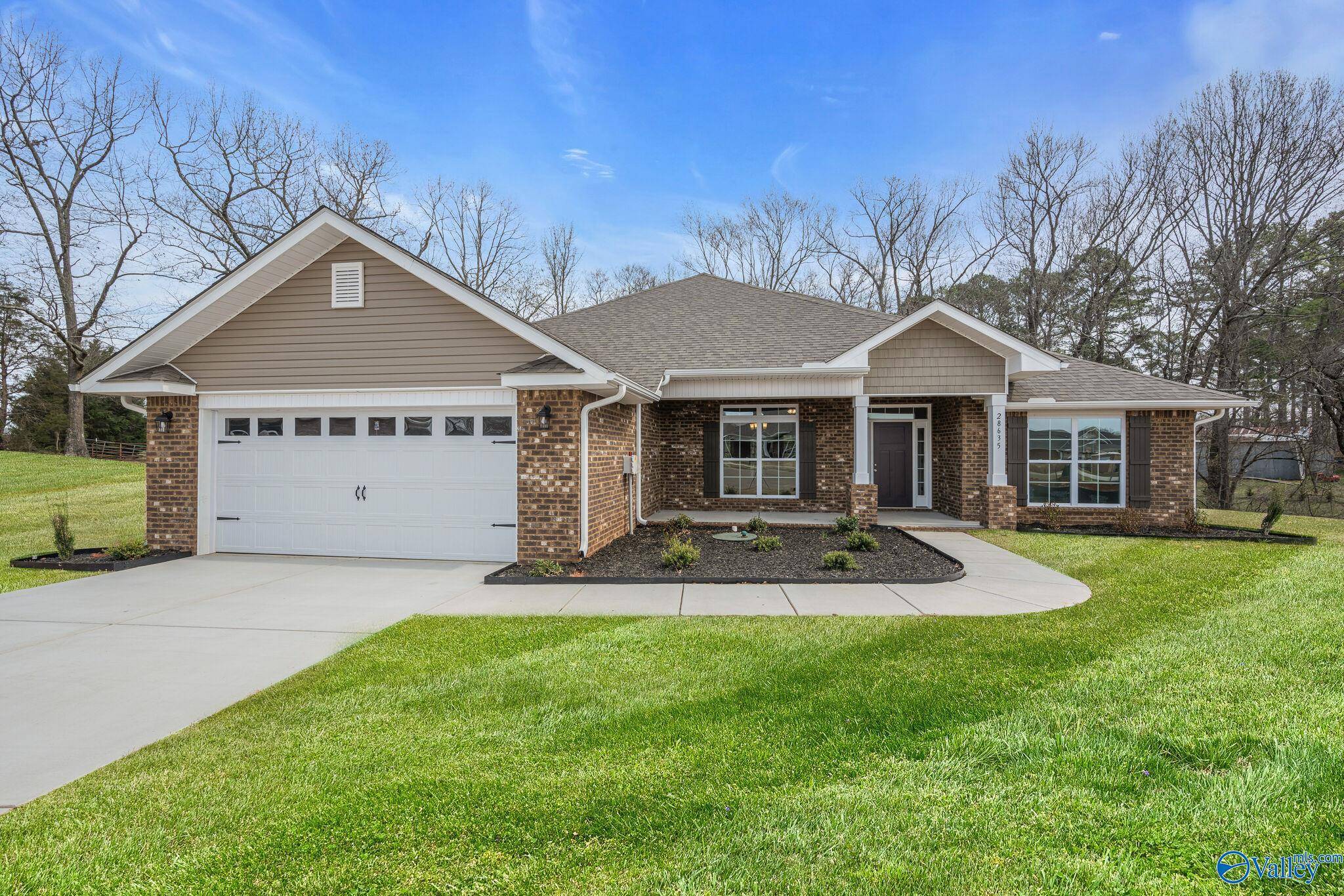 Harvest, AL 35749,14144 Creekwater Court