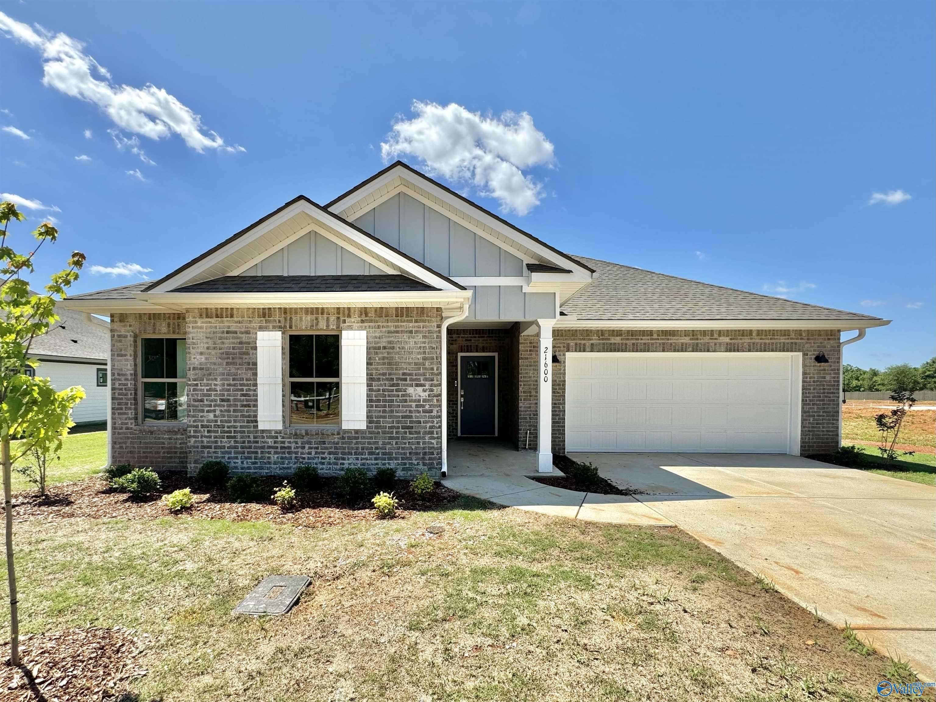 Harvest, AL 35749,108 Layton Hall Circle