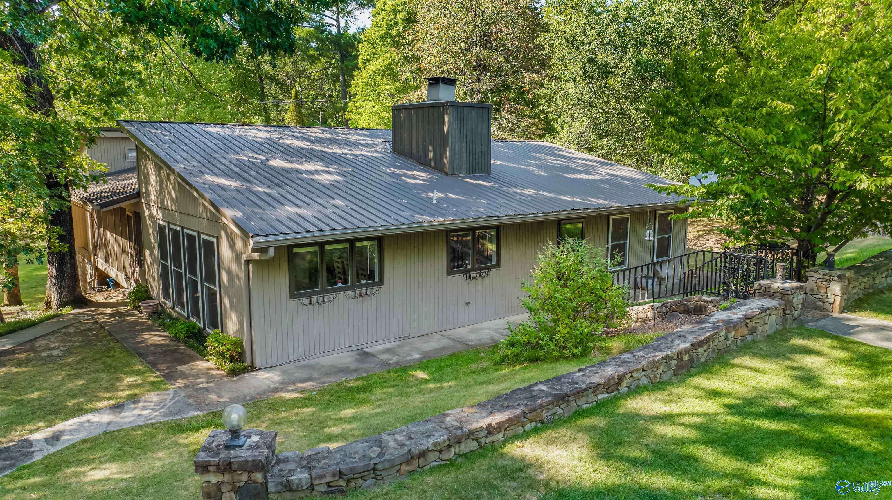 Mentone, AL 35984,50 County Road 832