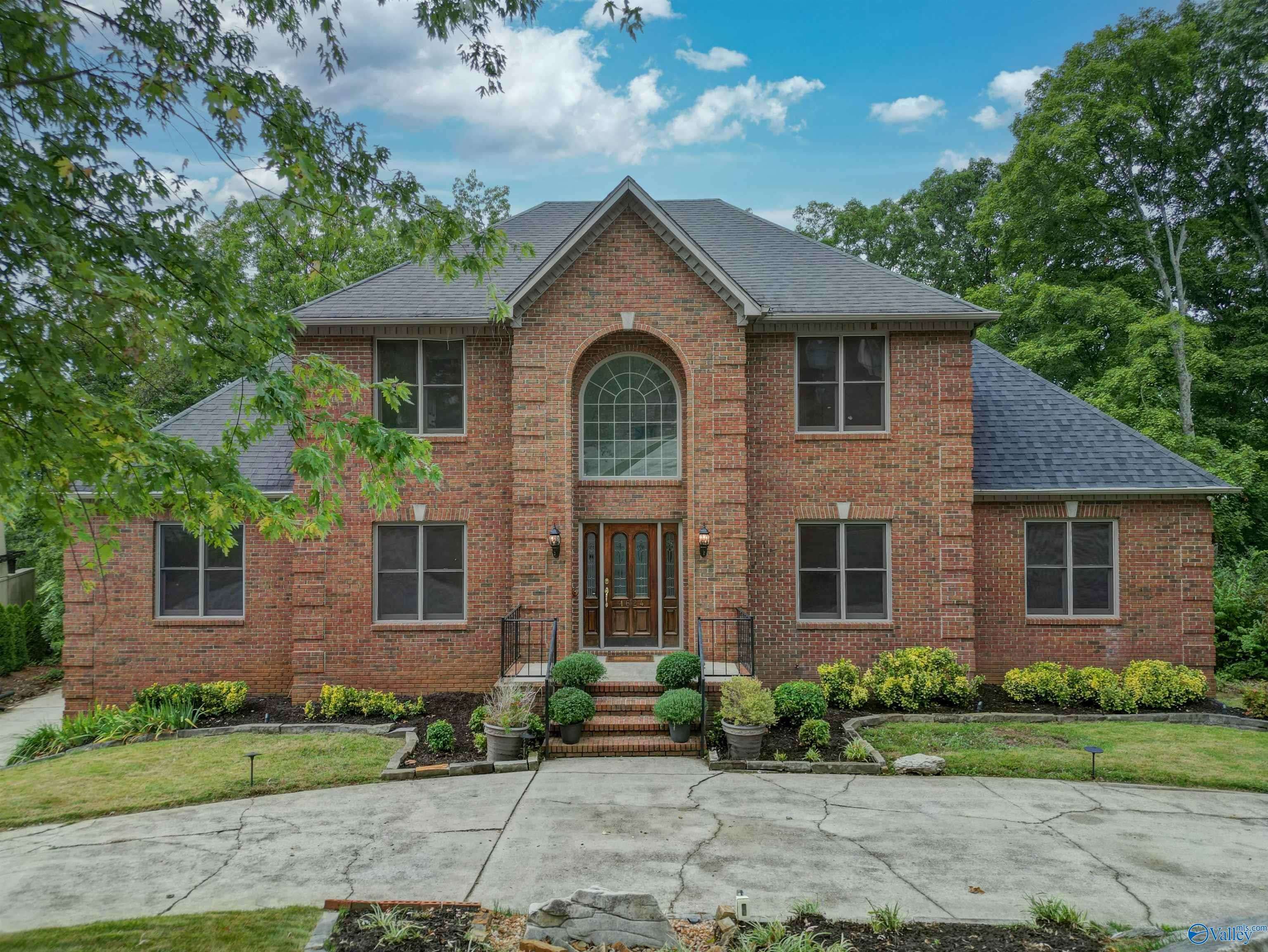 Huntsville, AL 35801,1624 SE Chandler Road