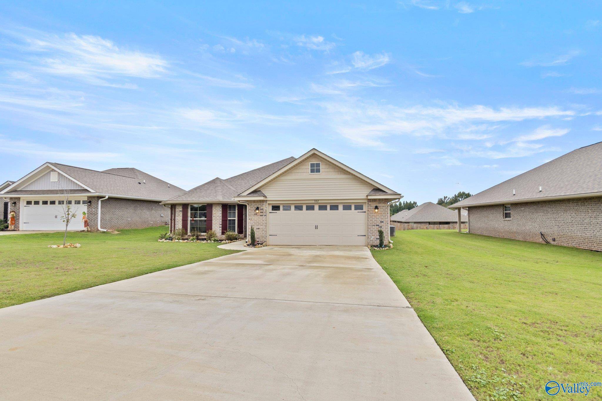 New Market, AL 35761,102 Samuel Rice Court