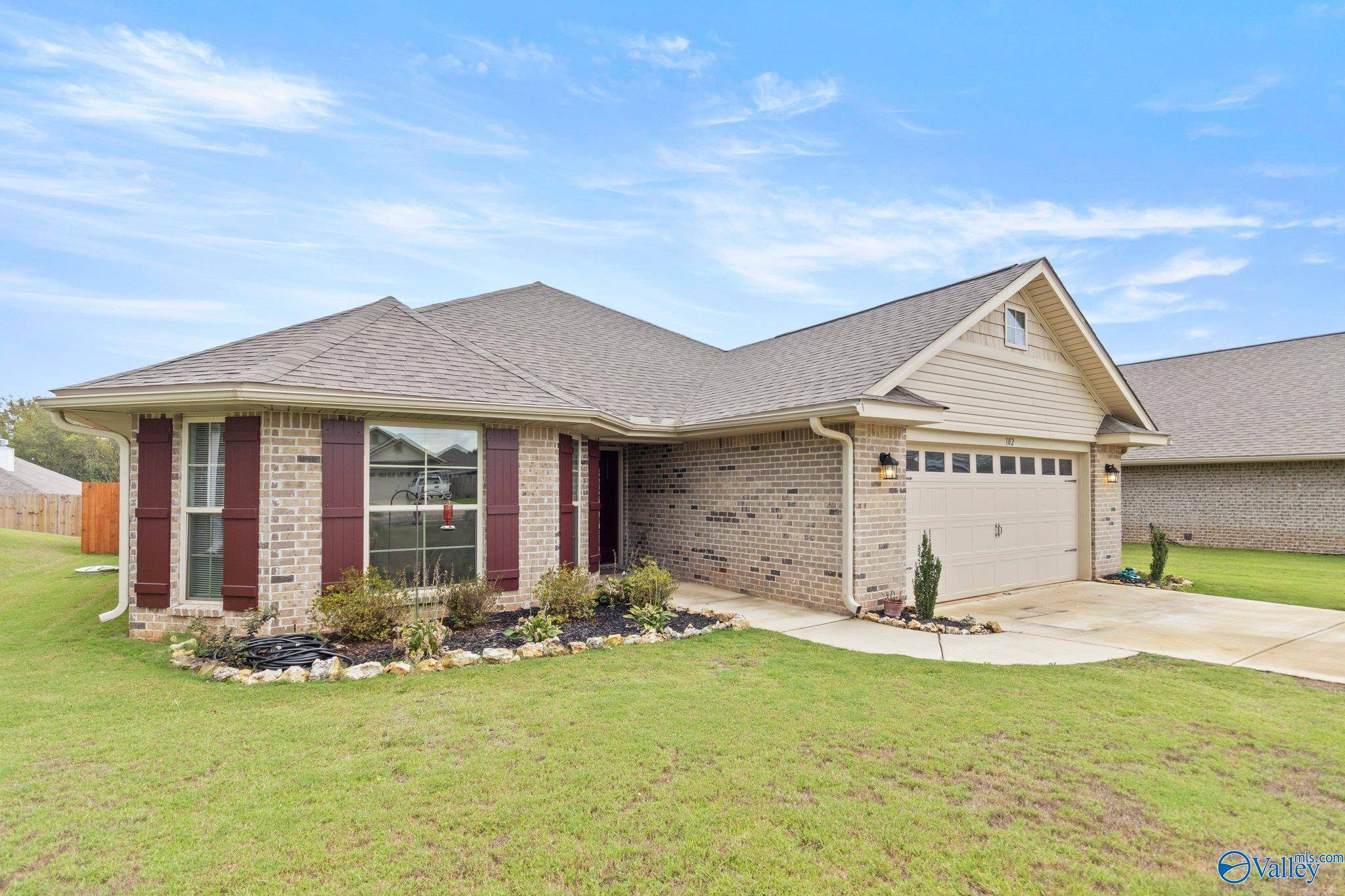 New Market, AL 35761,102 Samuel Rice Court