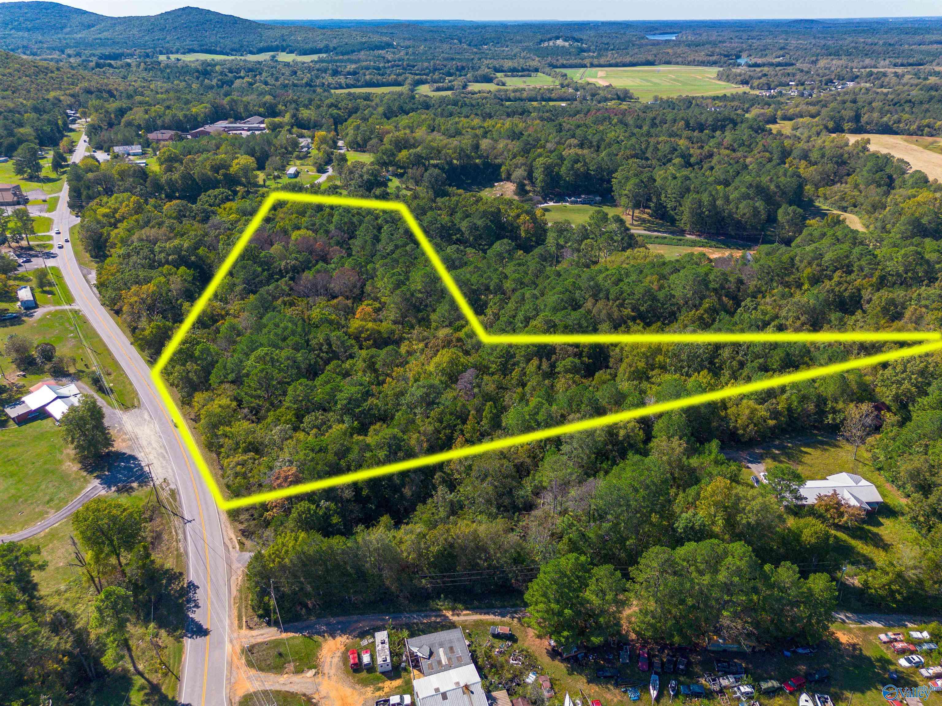 Laceys Spring, AL 35754,9.08 Acres NW Highway 36