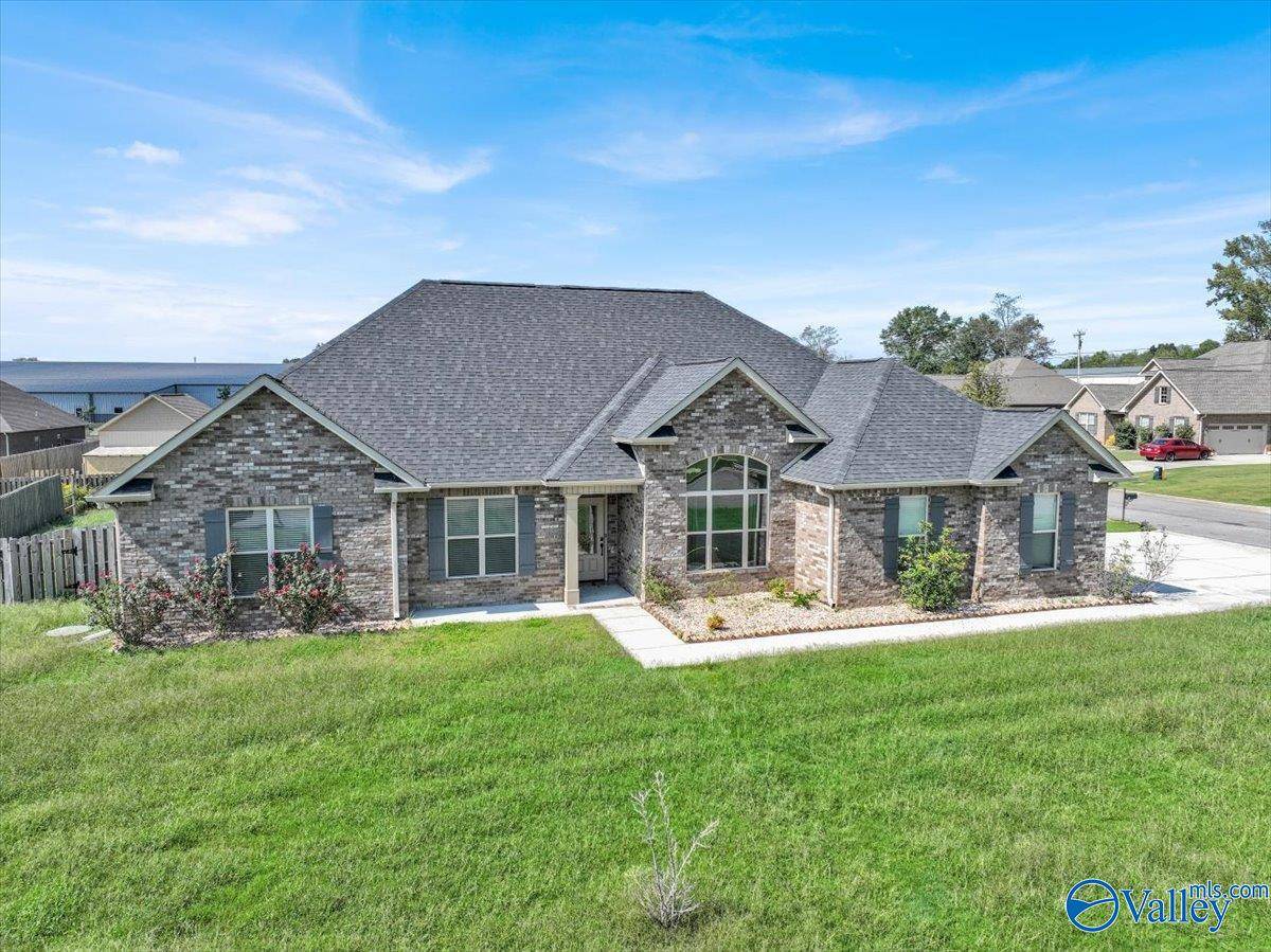 Cullman, AL 35055,1104 Flatts Trace SW