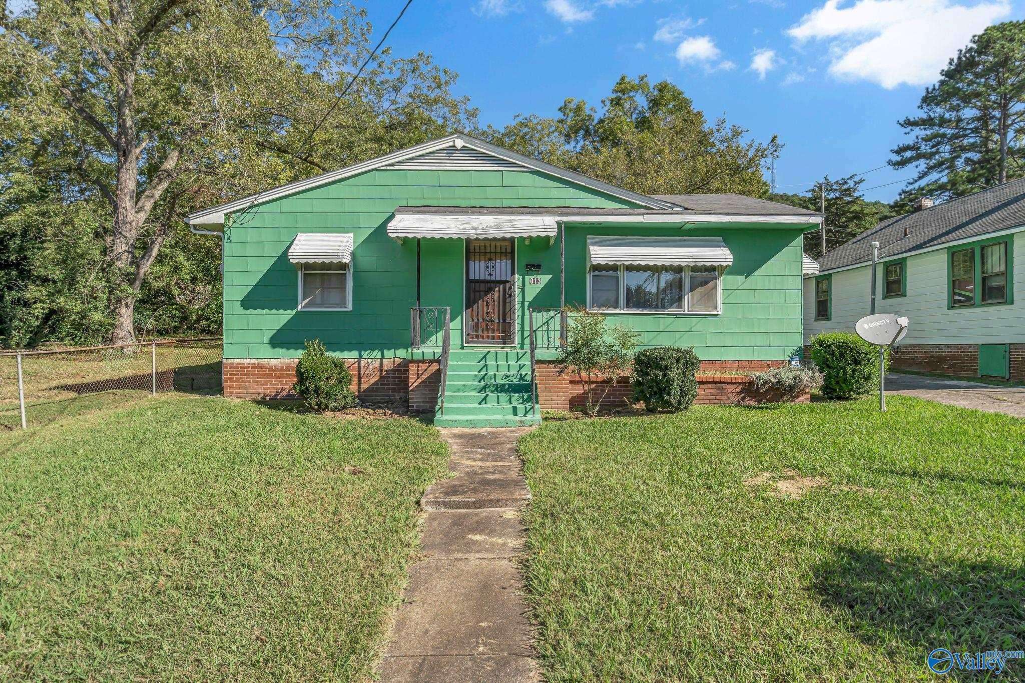 Gadsden, AL 35901,1013 Hermosa Avenue
