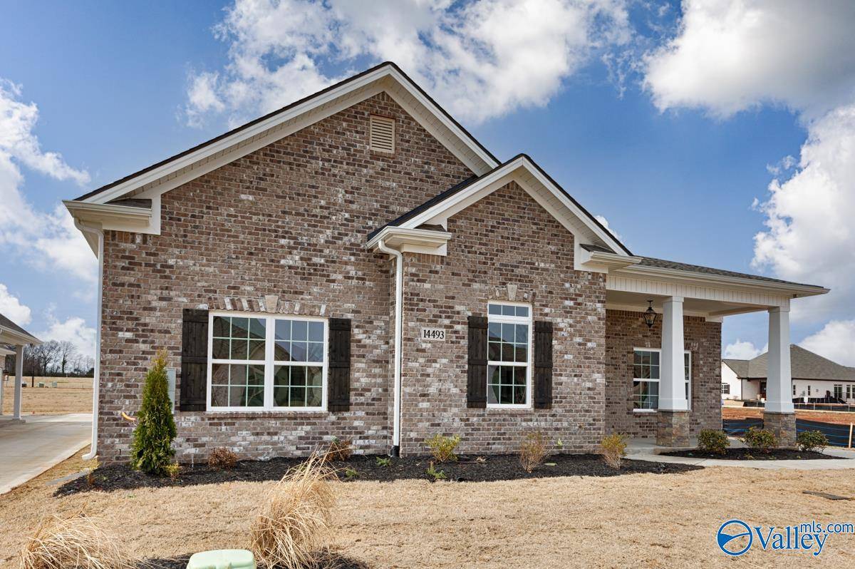 Athens, AL 35611,14493 NW White Creek Trail