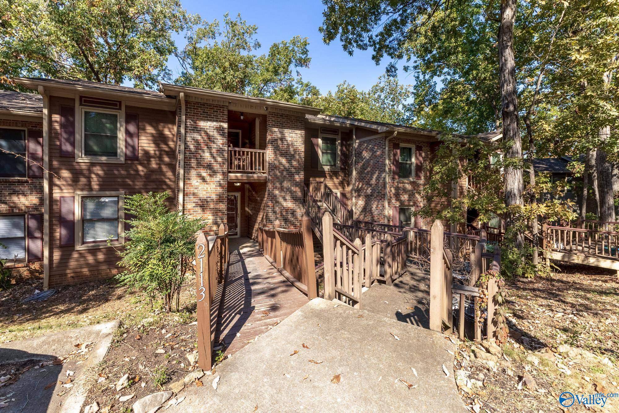 Huntsville, AL 35802,2113 Greenwood Place #2113