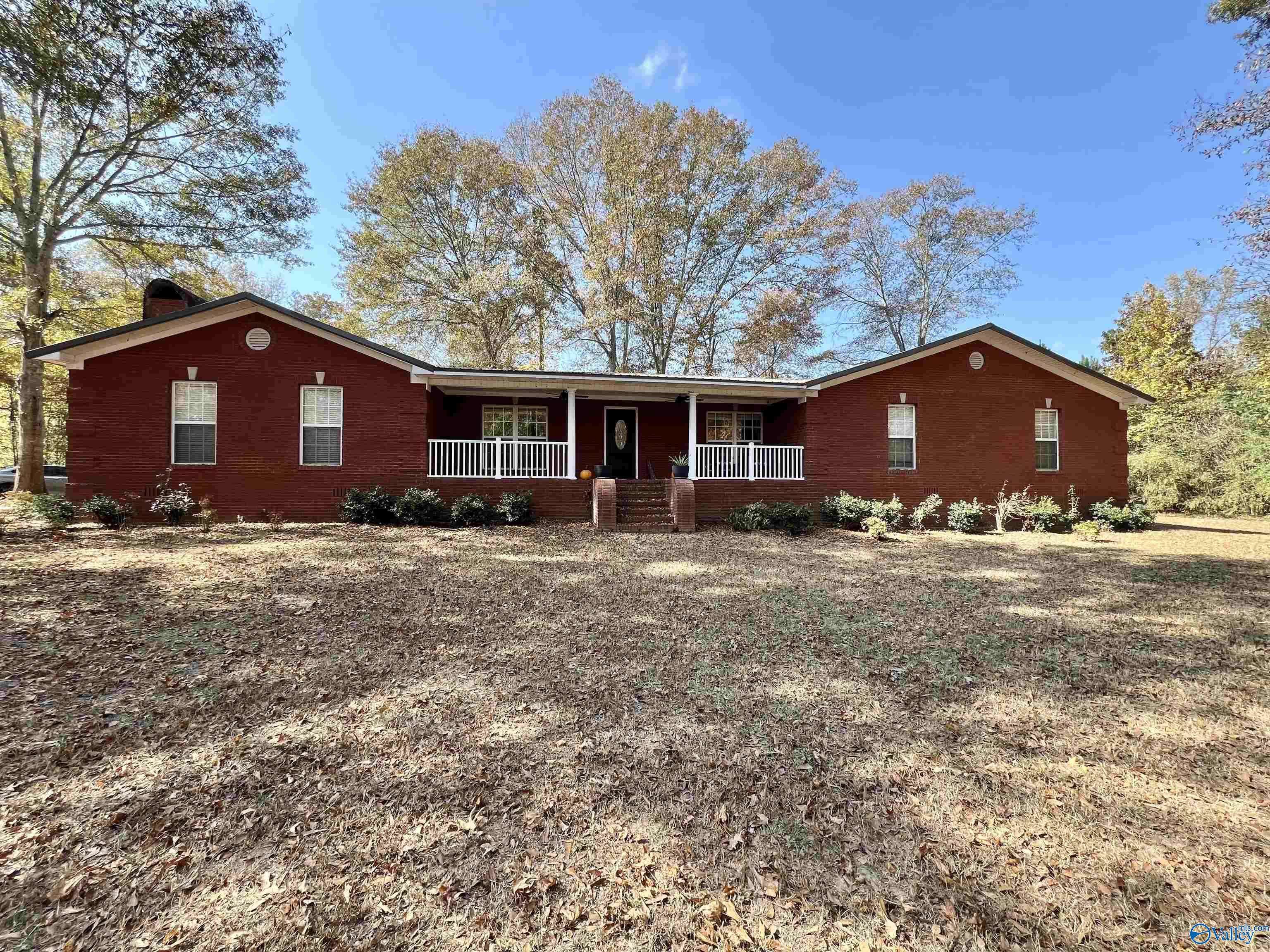 Arab, AL 35016,225 Hillside Drive