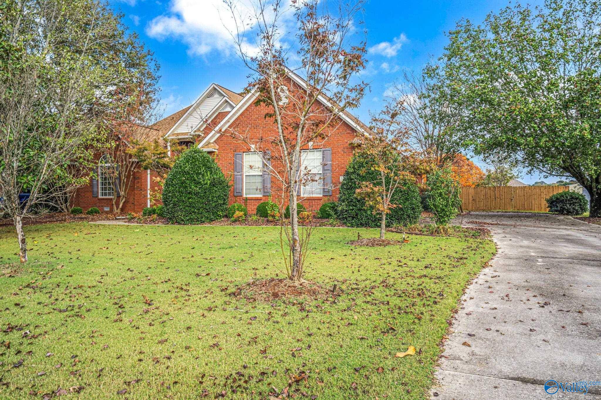 Athens, AL 35613,23984 Chadwick Drive