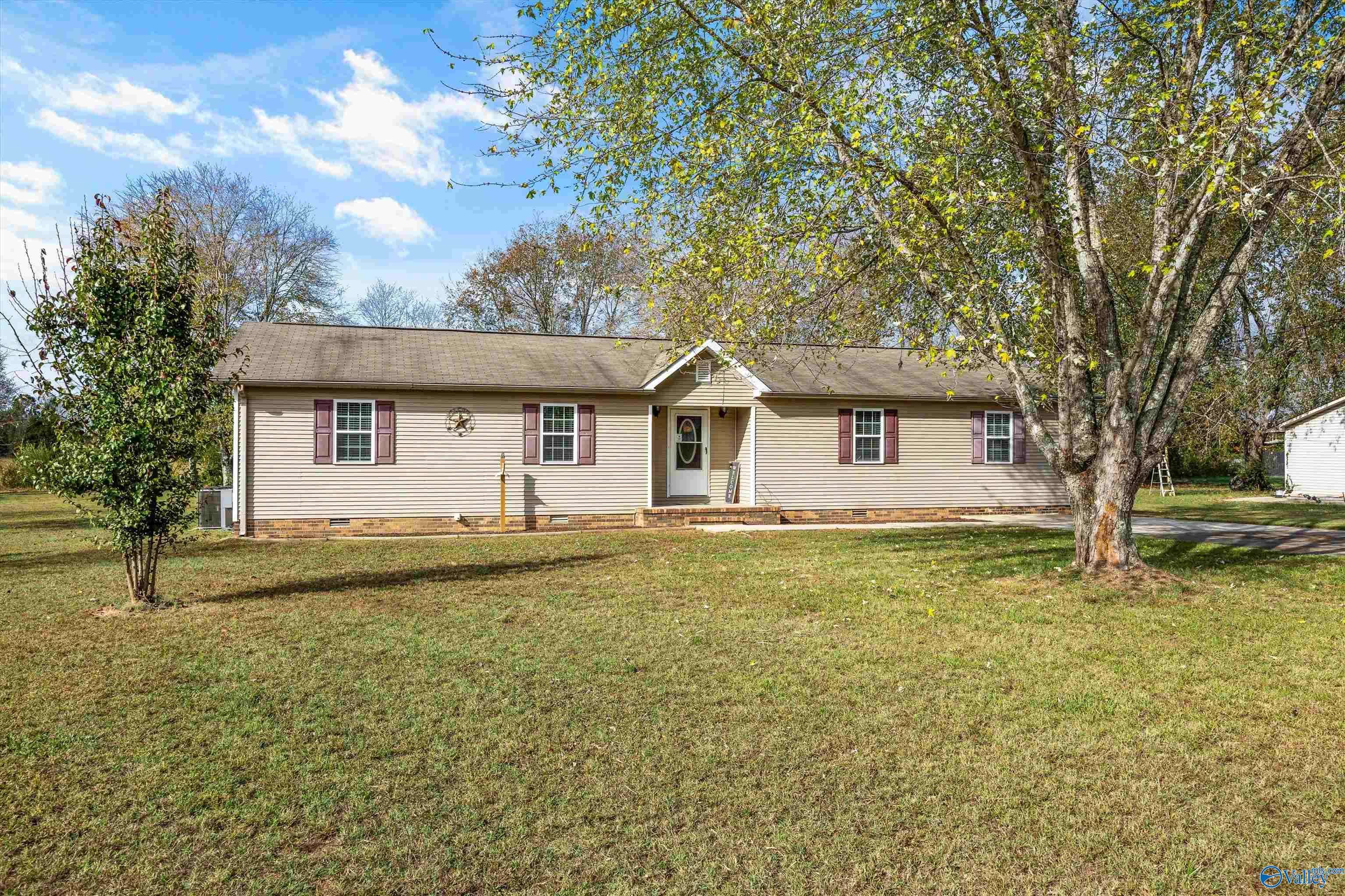 Elkmont, AL 35620,21641 Daveen Drive