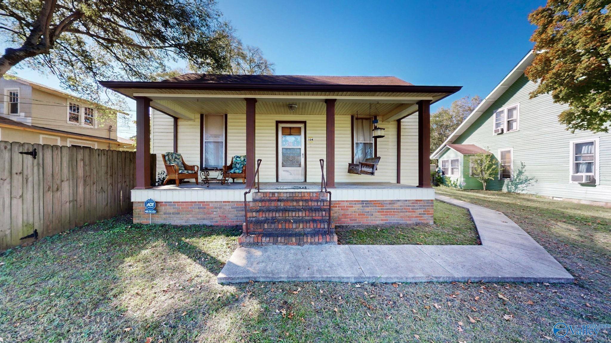 Fayetteville, TN 37334,104 Morgan Avenue N