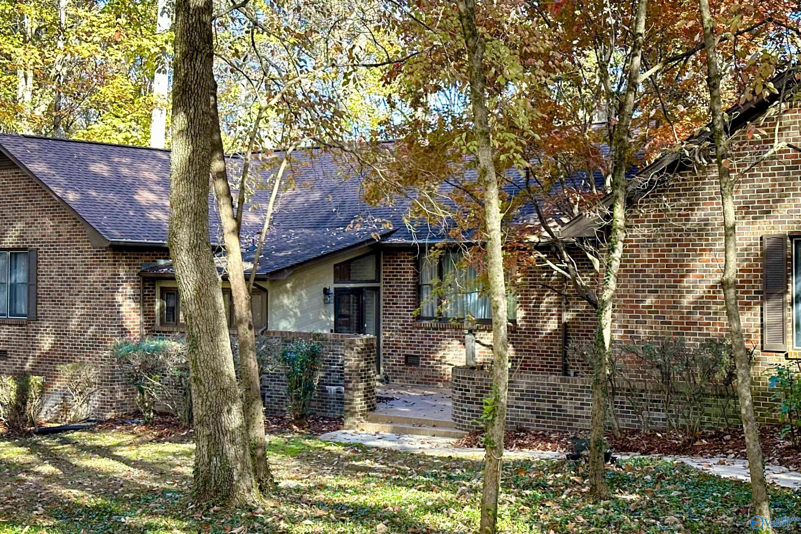 Decatur, AL 35601,4306 Autumn Leaves Trail