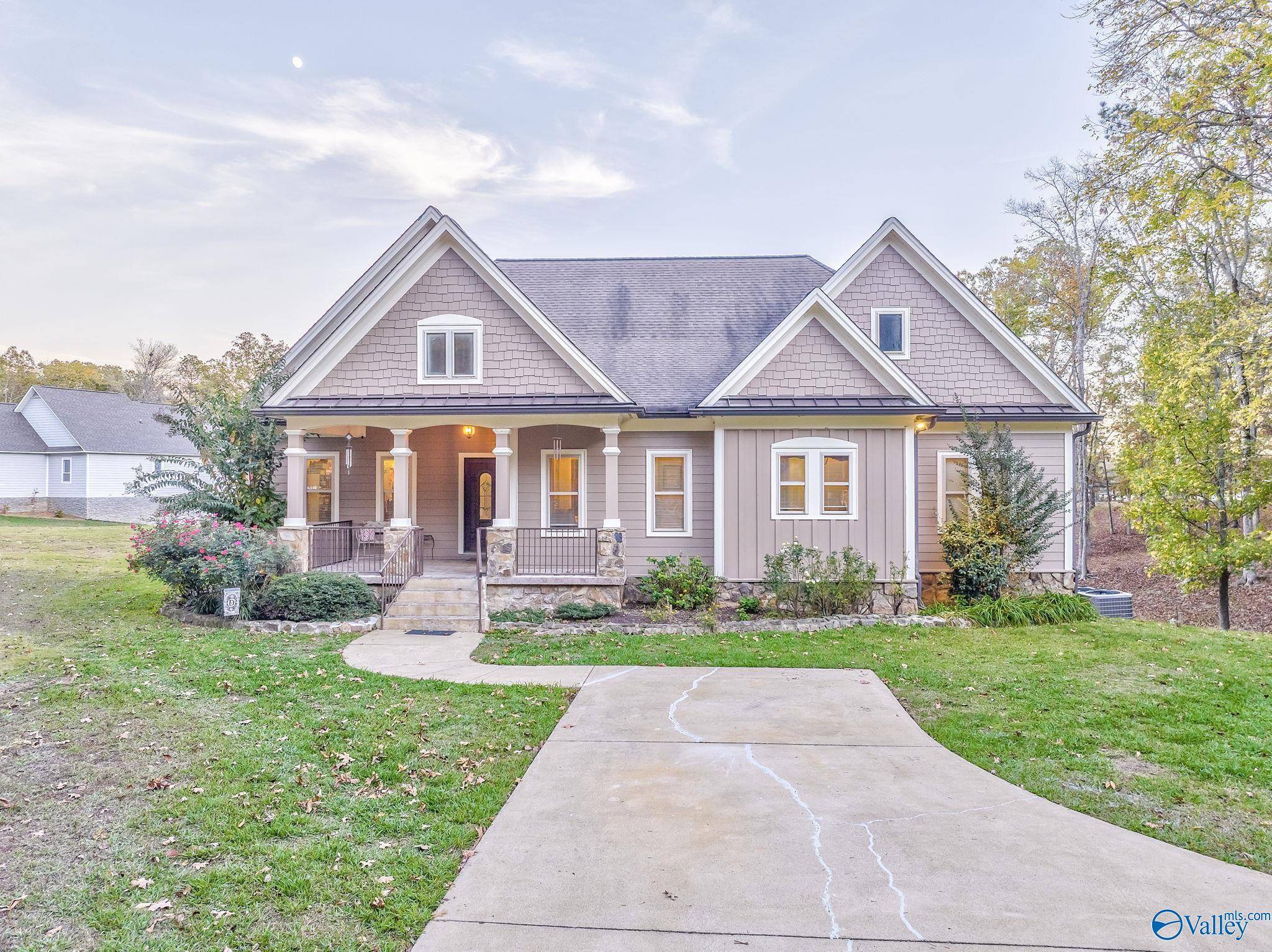 Cedar Bluff, AL 35959,5785 Rosemary Lane