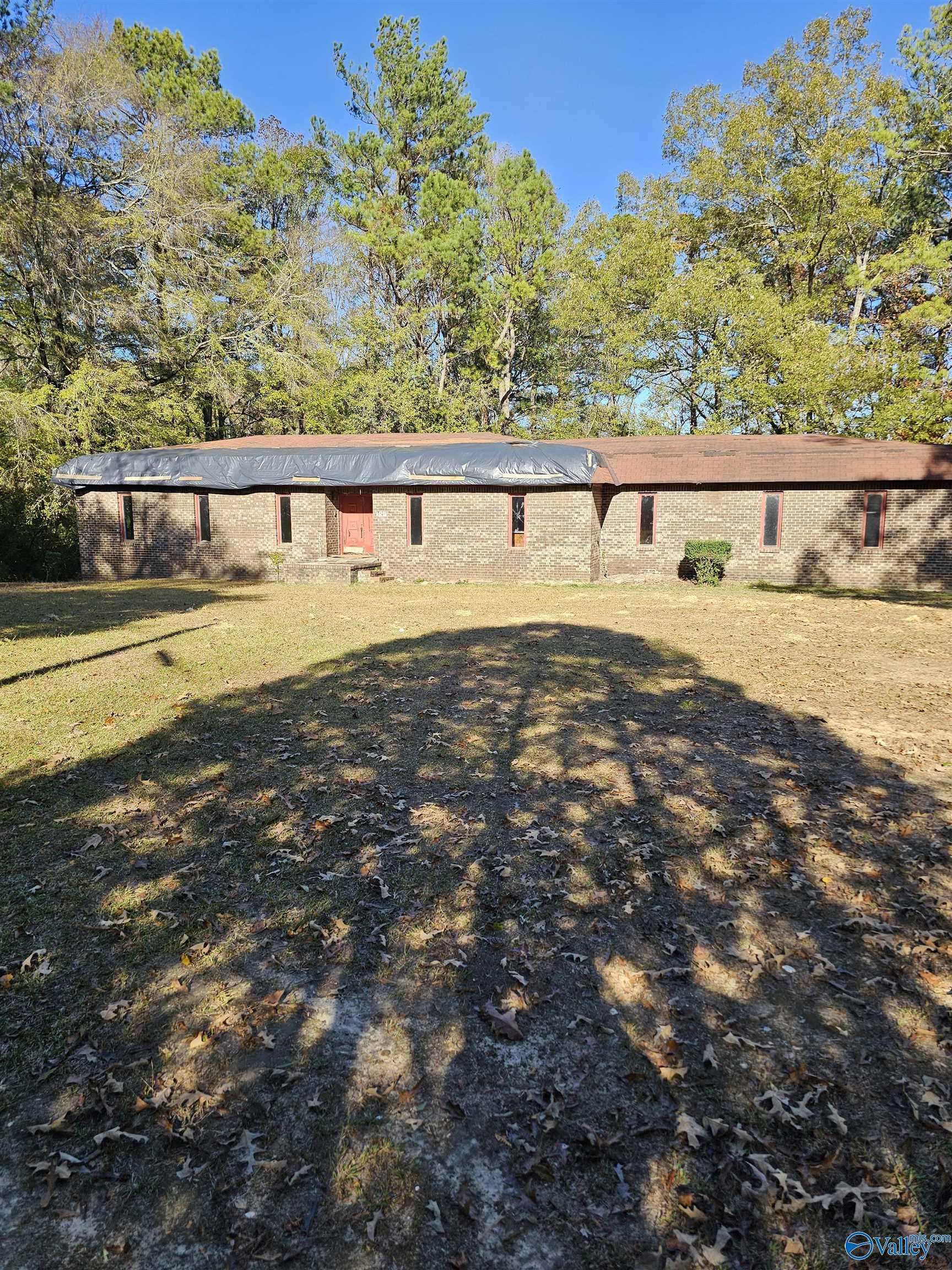 Gadsden, AL 35903,318 Keeling Road