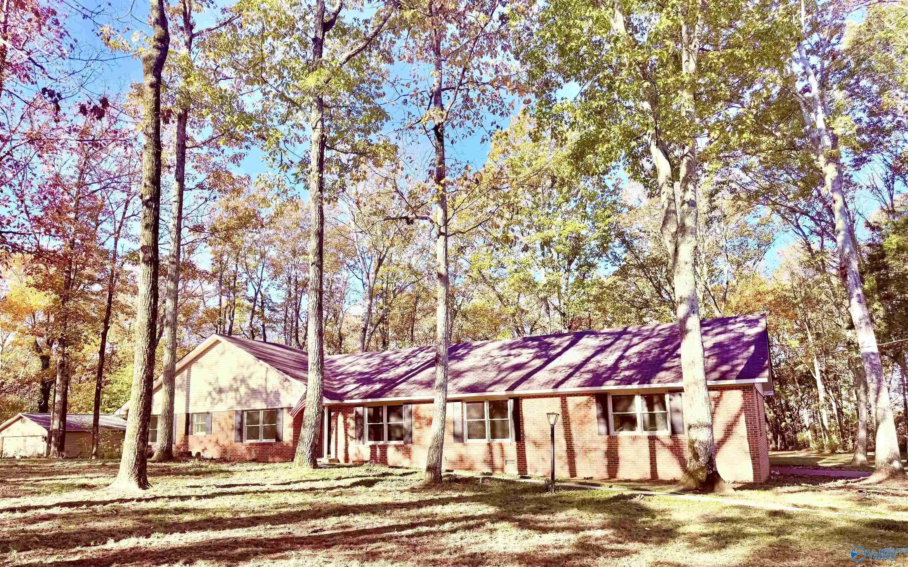 Decatur, AL 35603,4409 Autumn Leaves Trail