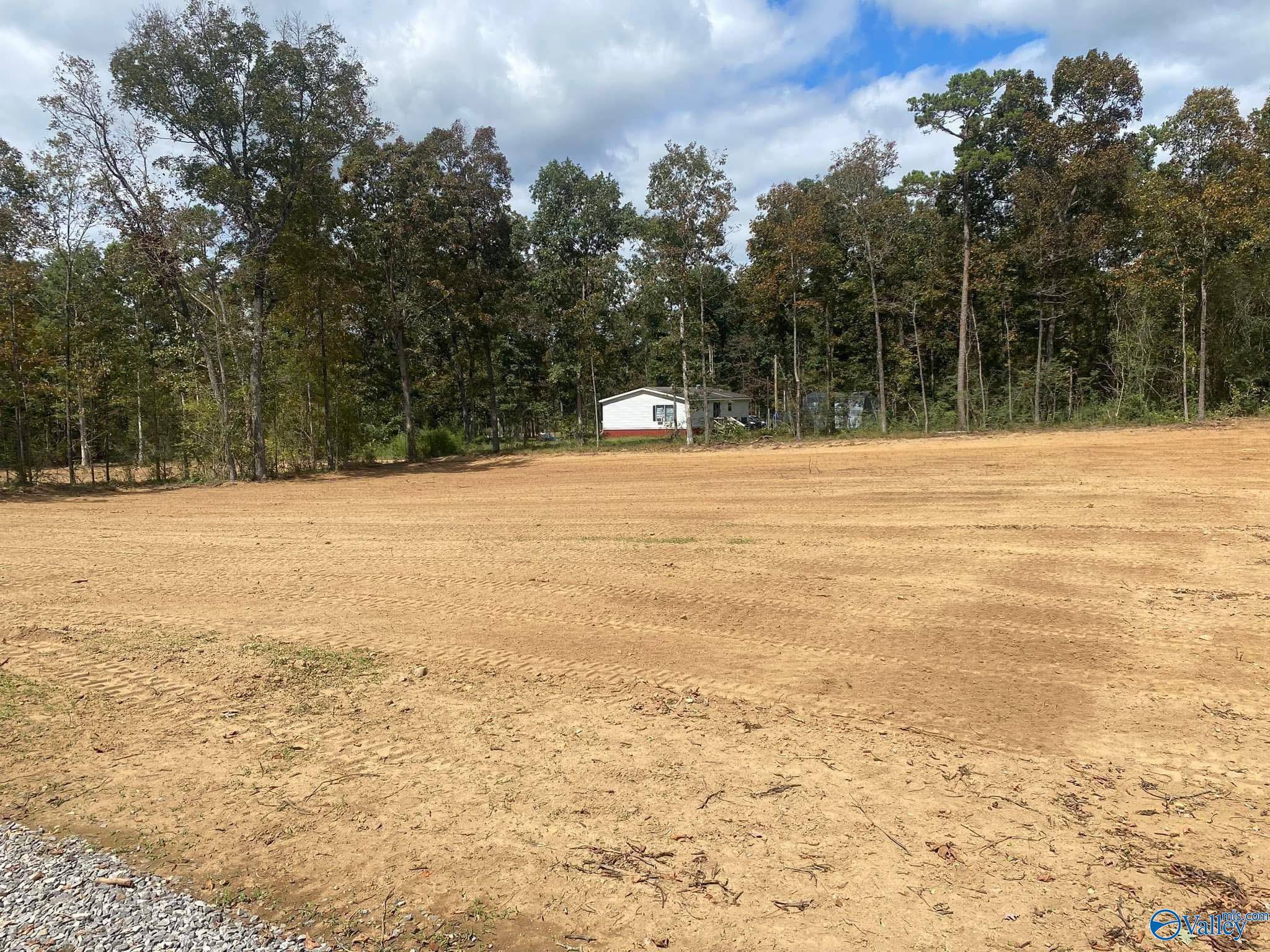 Dutton, AL 35744,864 County Road 379