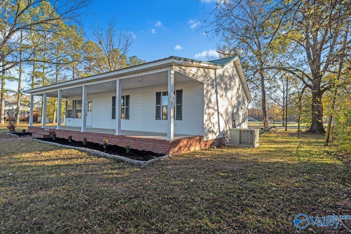 Falkville, AL 35622,233 Piney Grove Street