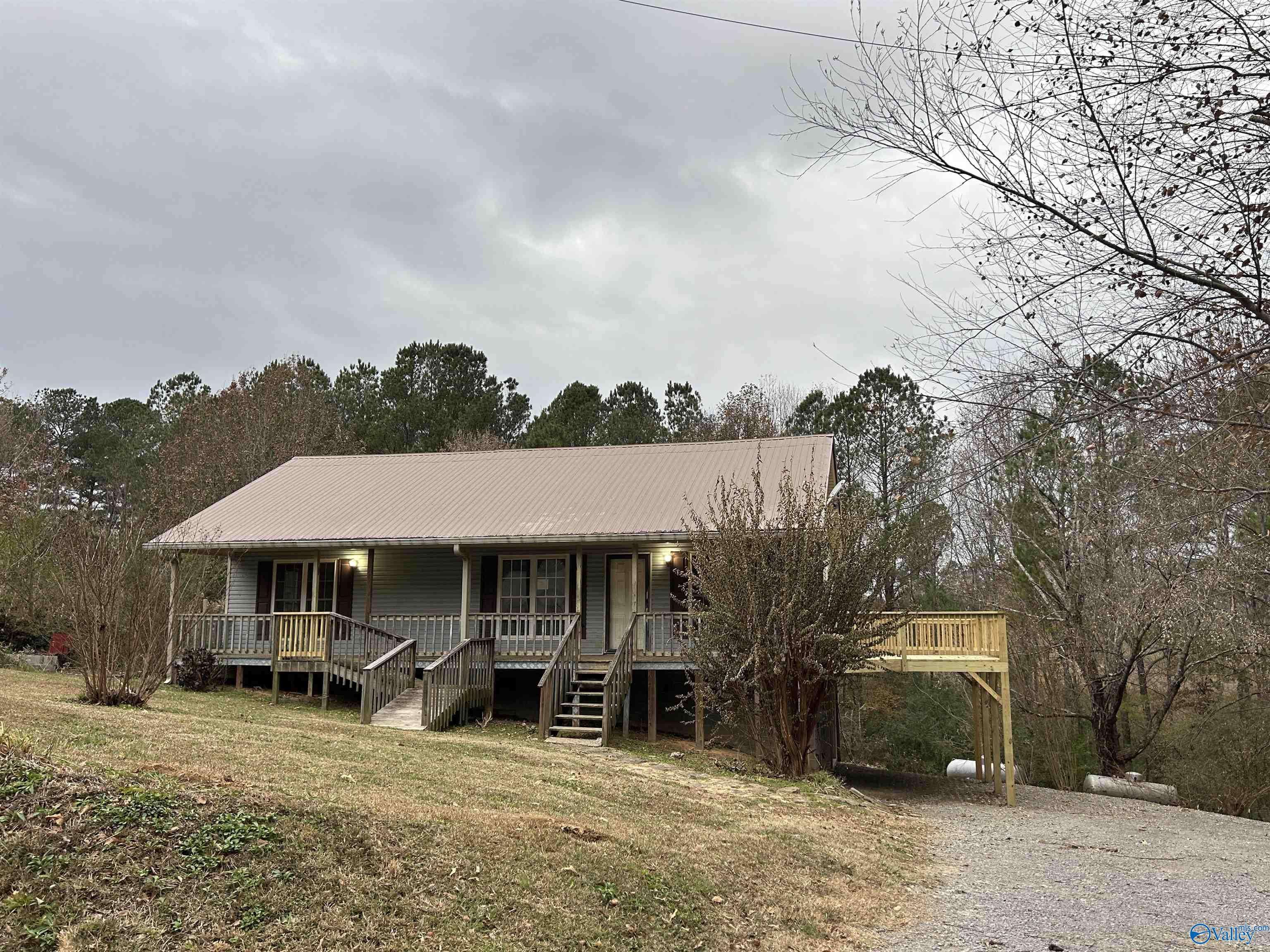 Hanceville, AL 35077,1544 County Road 573