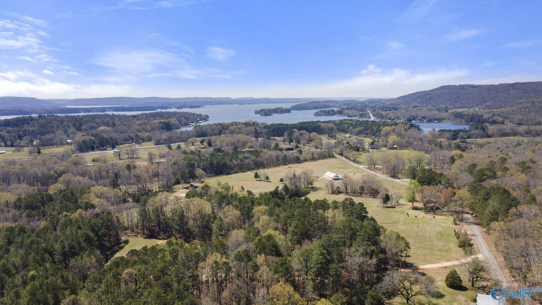 Scottsboro, AL 35769,H 900 County Road 114