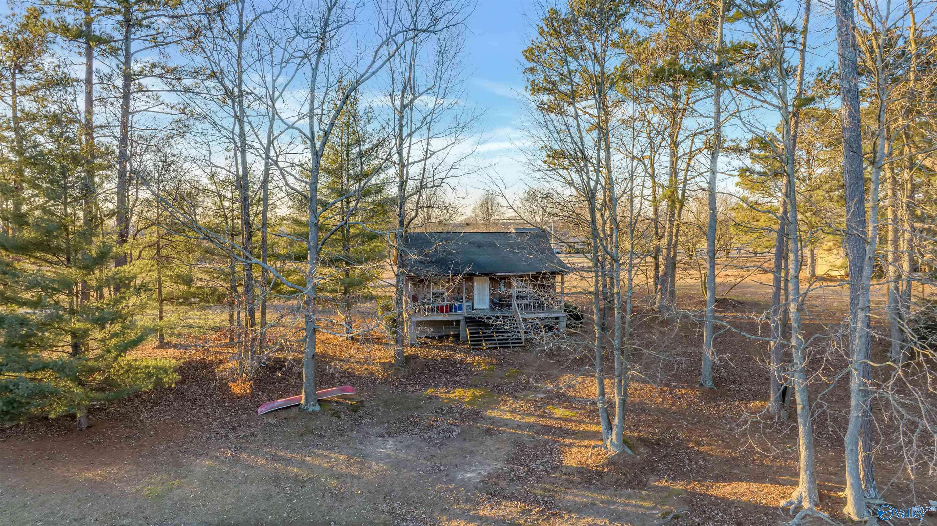 Fort Payne, AL 35968,103 Road 9042