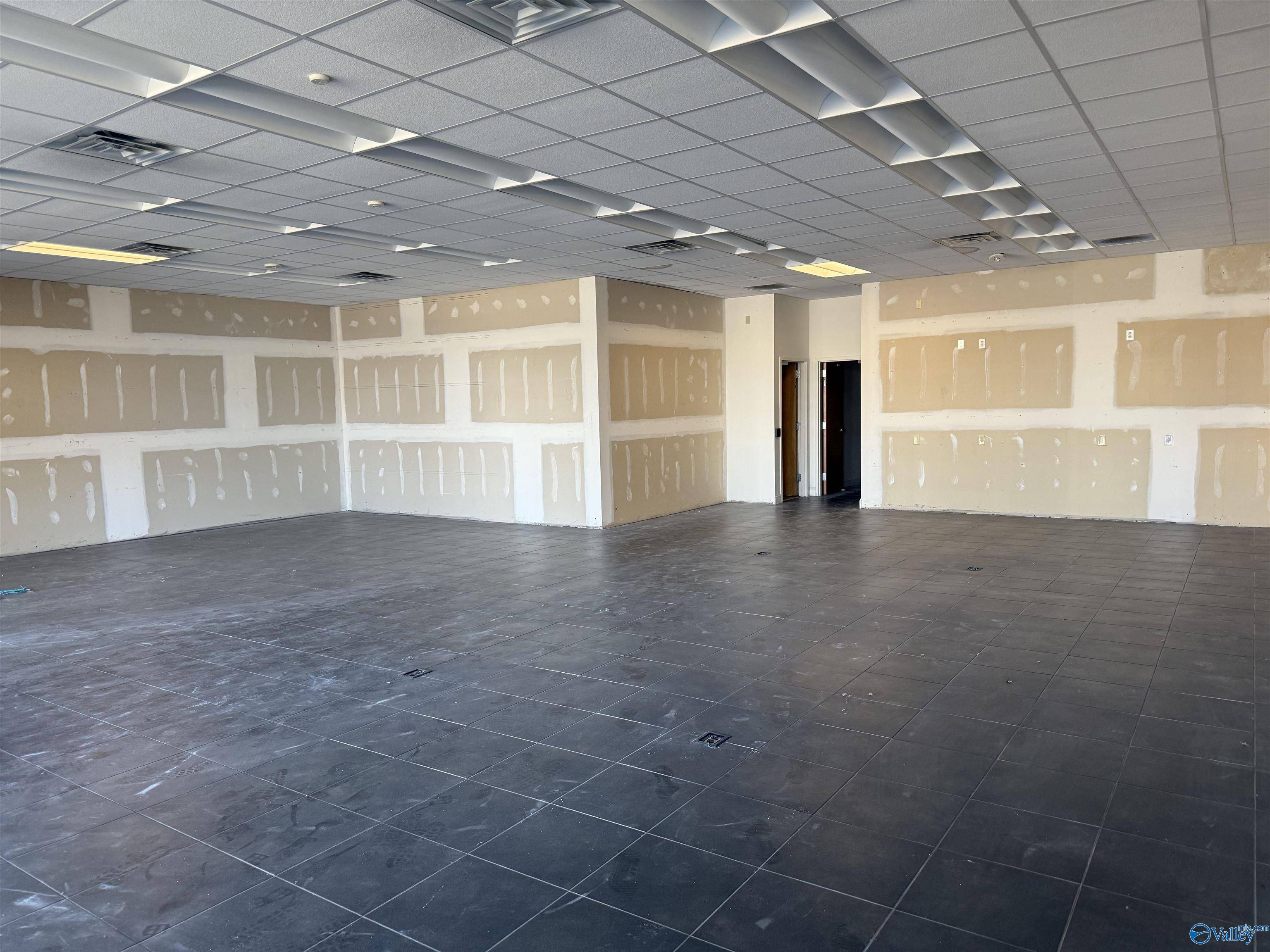 Huntsville, AL 35806,6485 University Drive