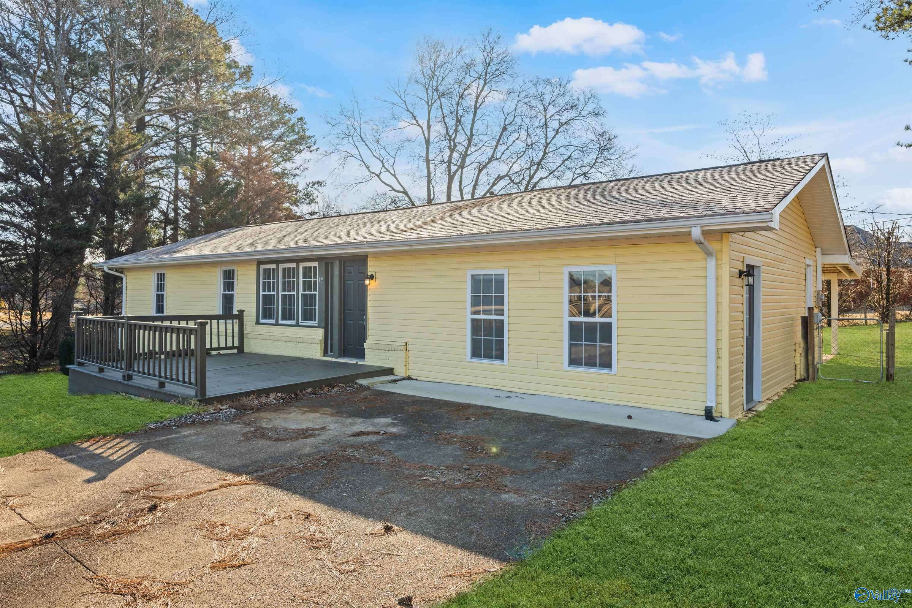 Florence, AL 35634,19 Winfield Way
