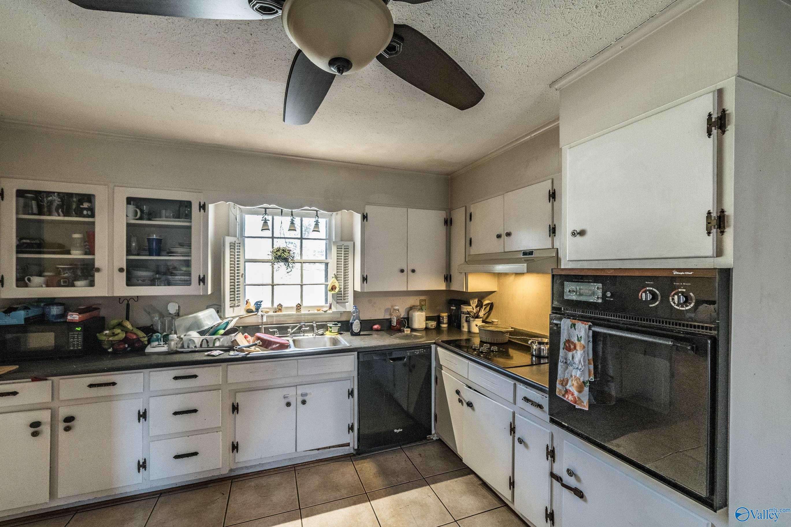 Huntsville, AL 35811,1601 Chapman Avenue
