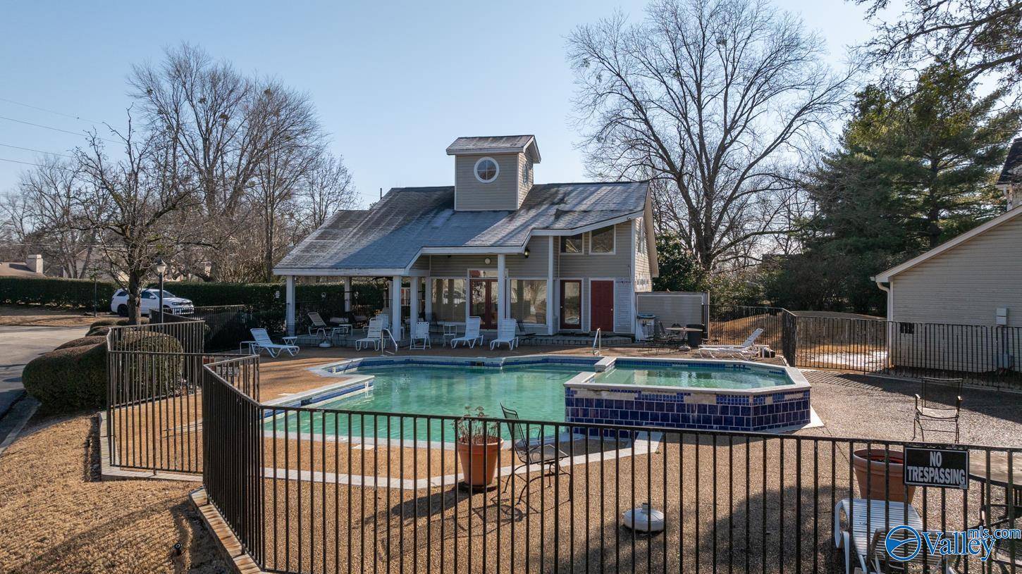 Huntsville, AL 35806,1006 Stones Throw Drive NW