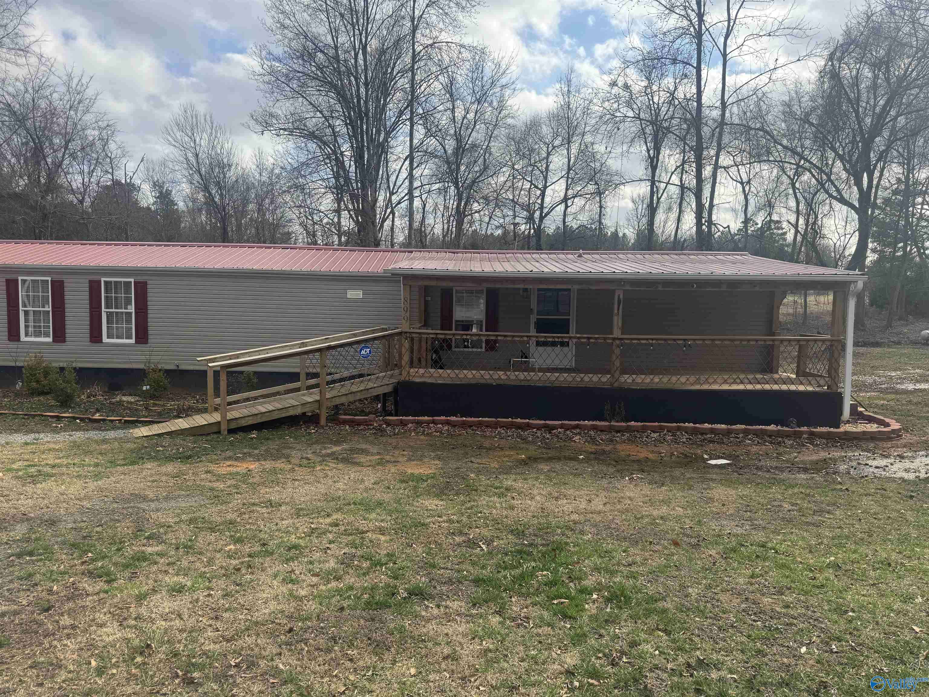 Priceville, AL 35603,899 Thompson Road