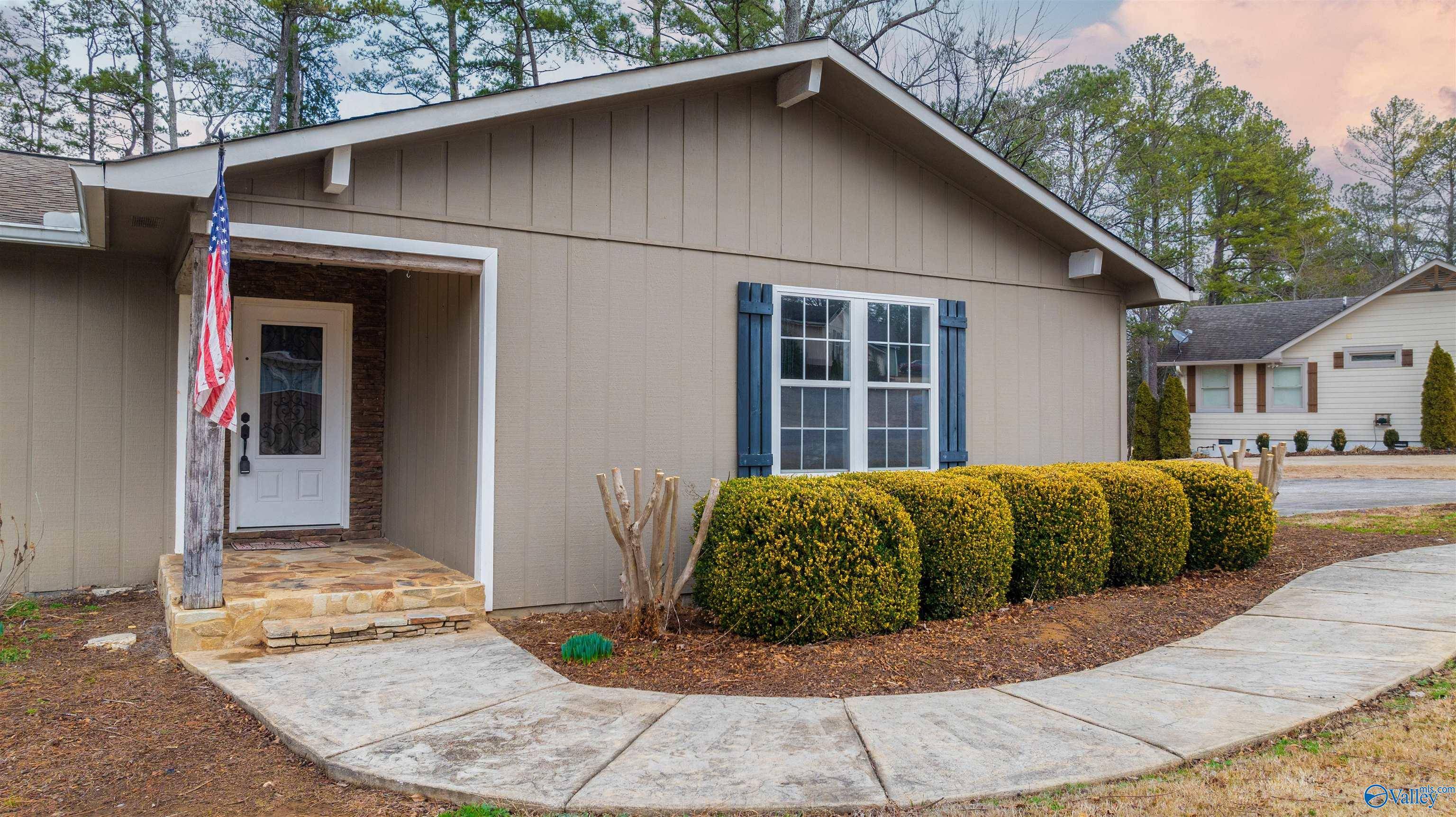 Fort Payne, AL 35967,5904 Golf Road NW