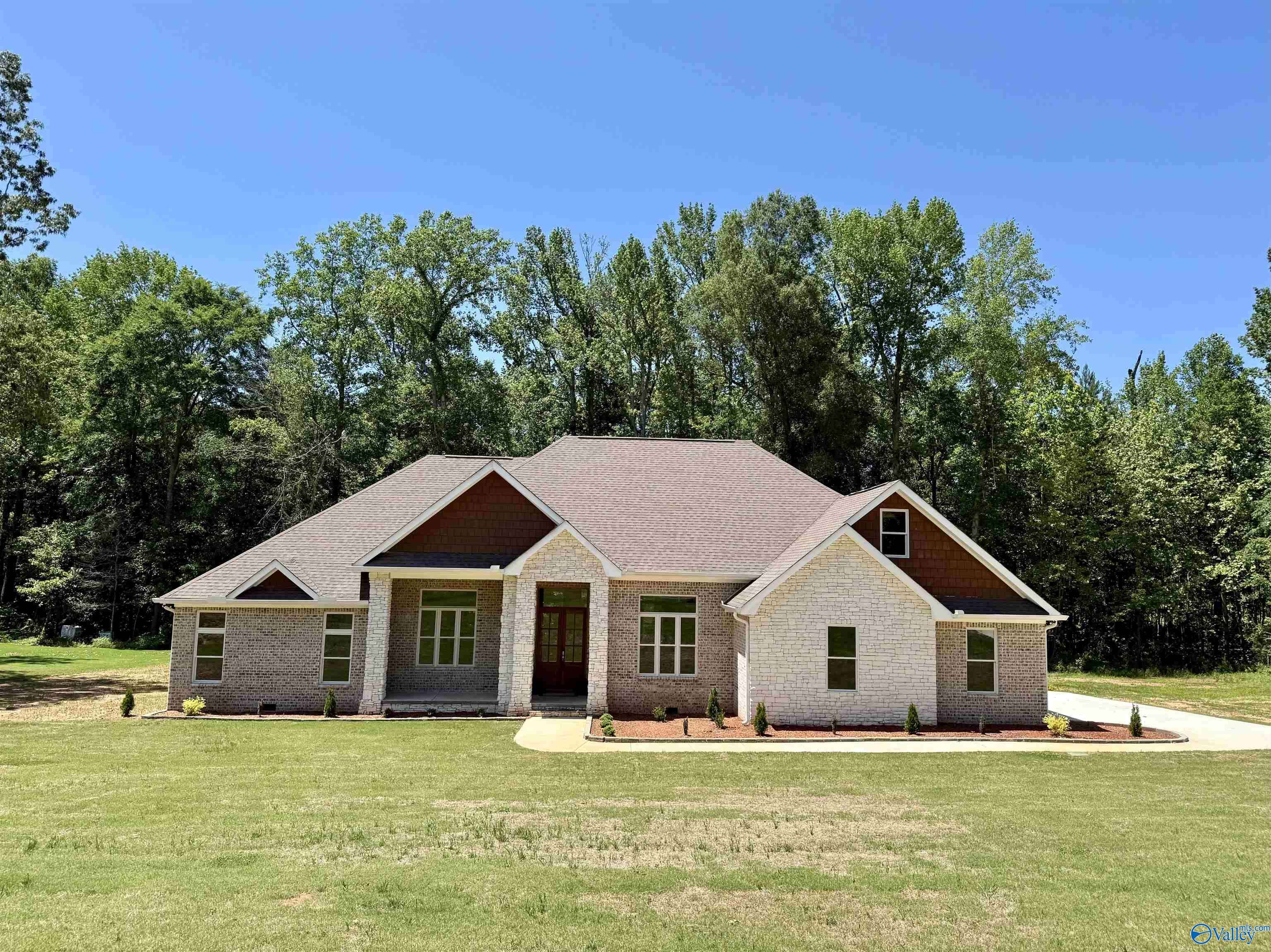 Scottsboro, AL 35769,273 Goose Pond Island Drive
