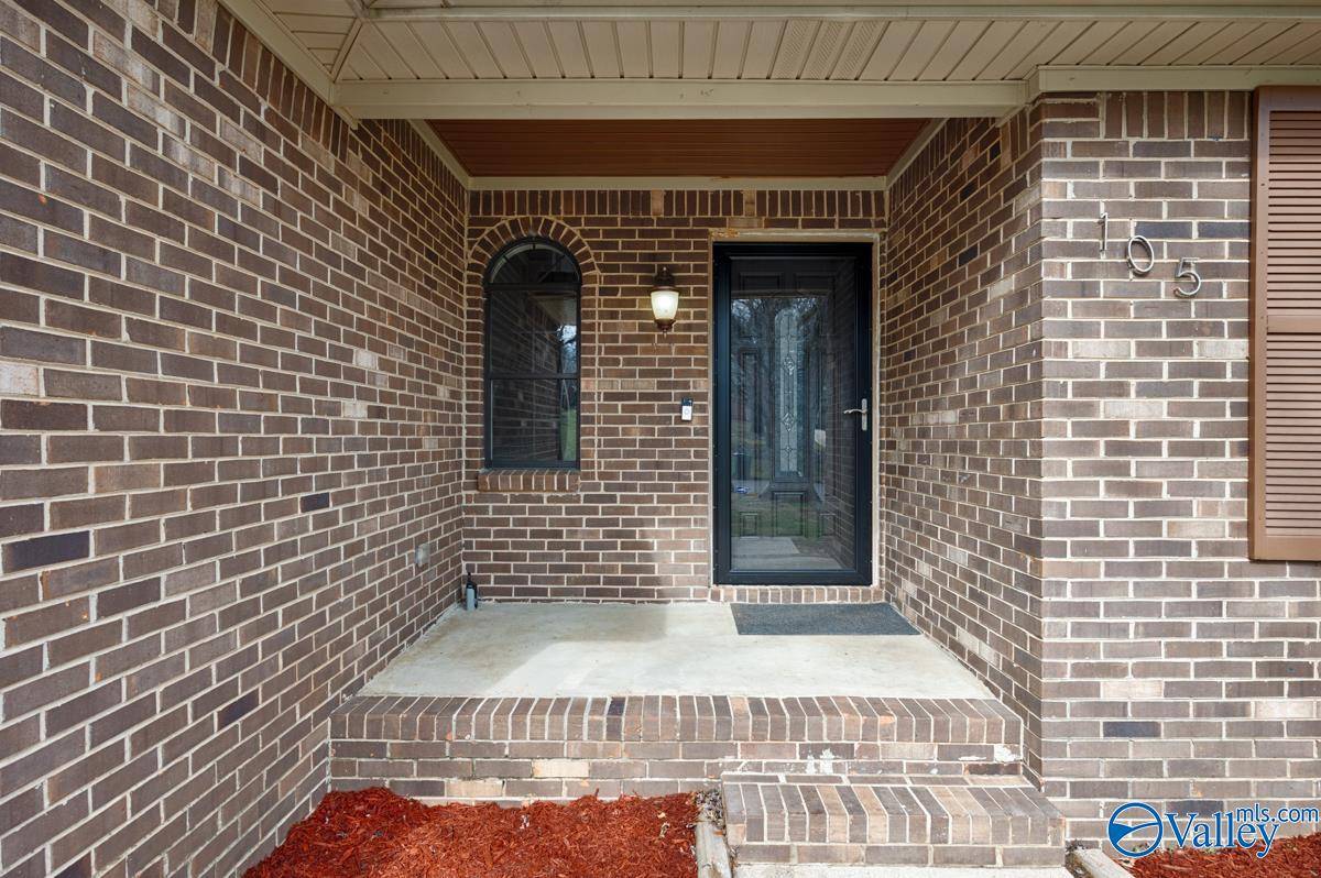 Huntsville, AL 35811,105 Season Lane