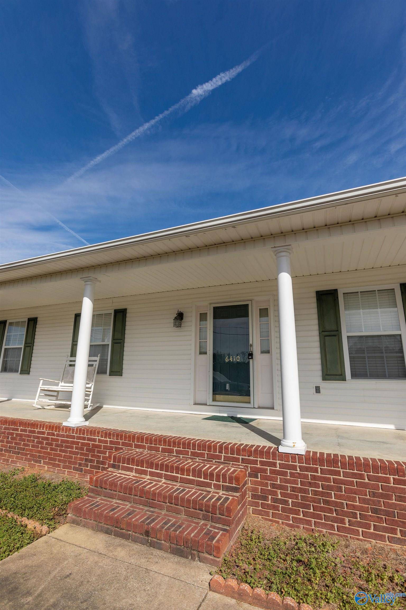 Hokes Bluff, AL 35903,6410 Rocky Ford Road