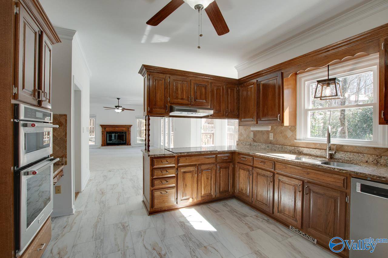 Madison, AL 35758,112 Kensington Drive