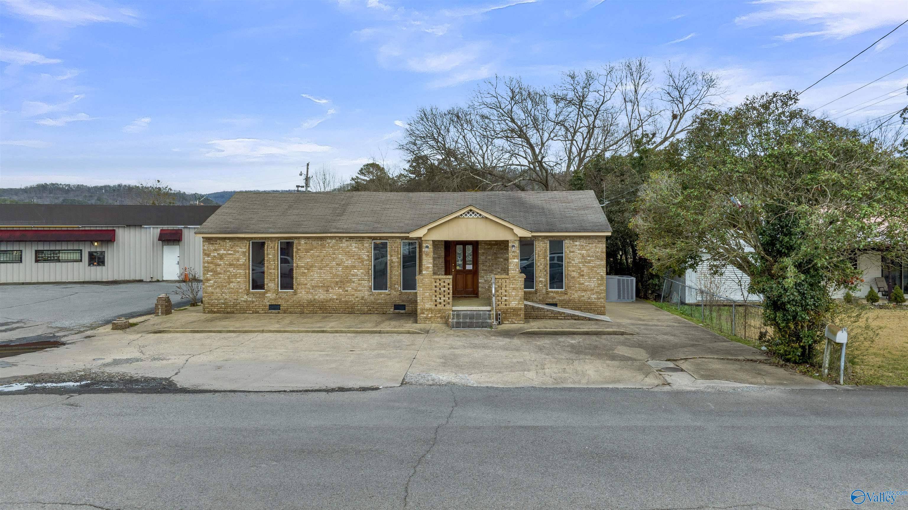 Fort Payne, AL 35968,1105 Cedarwood Drive SW