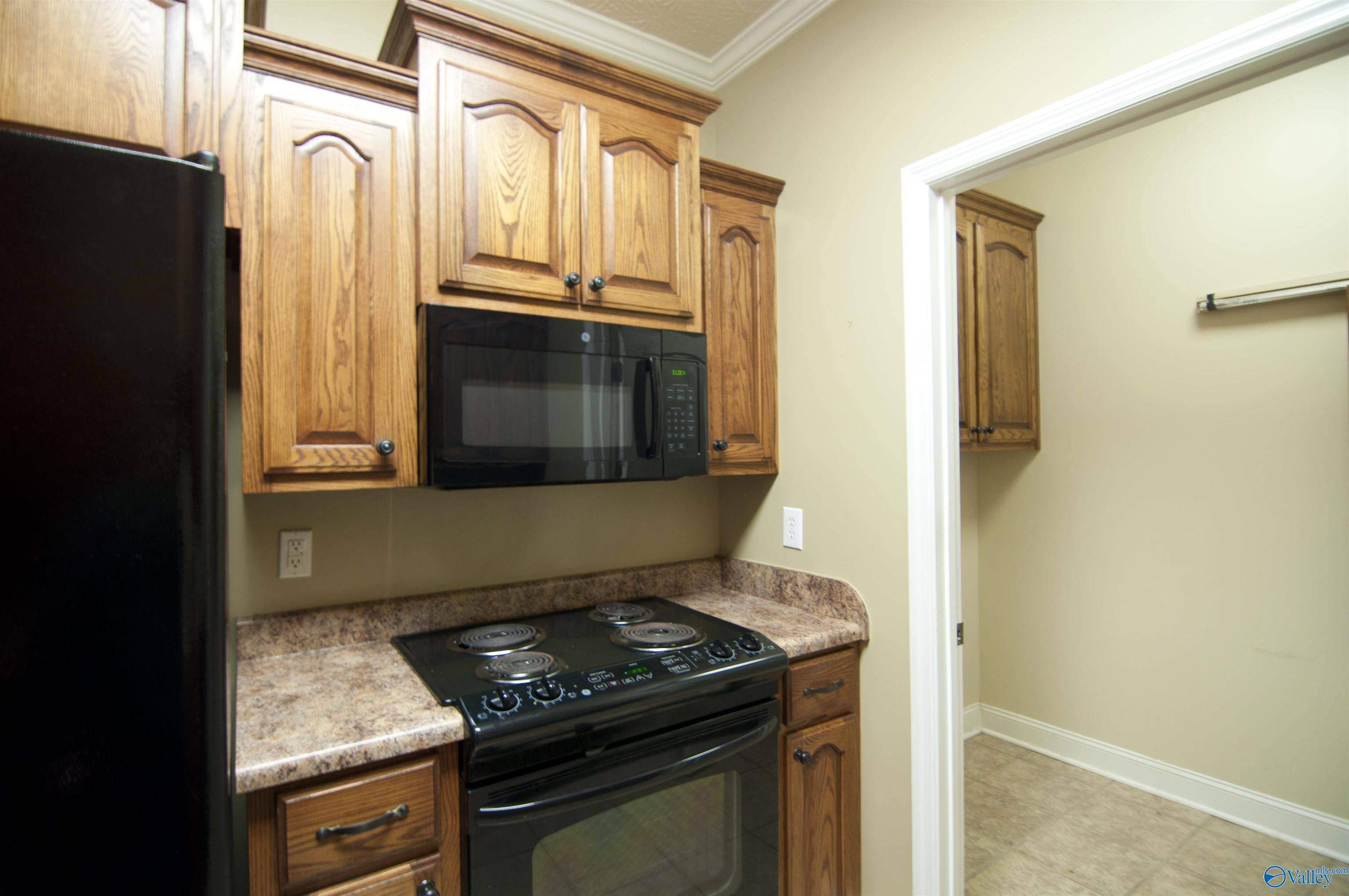 Athens, AL 35611,402 Santana Drive