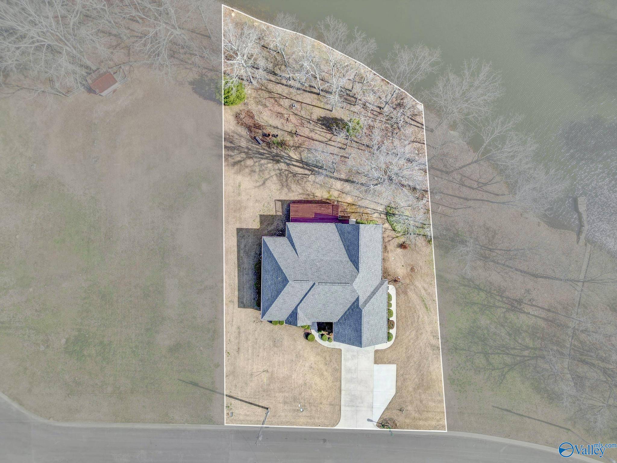 Boaz, AL 35957,86 Paradise Drive