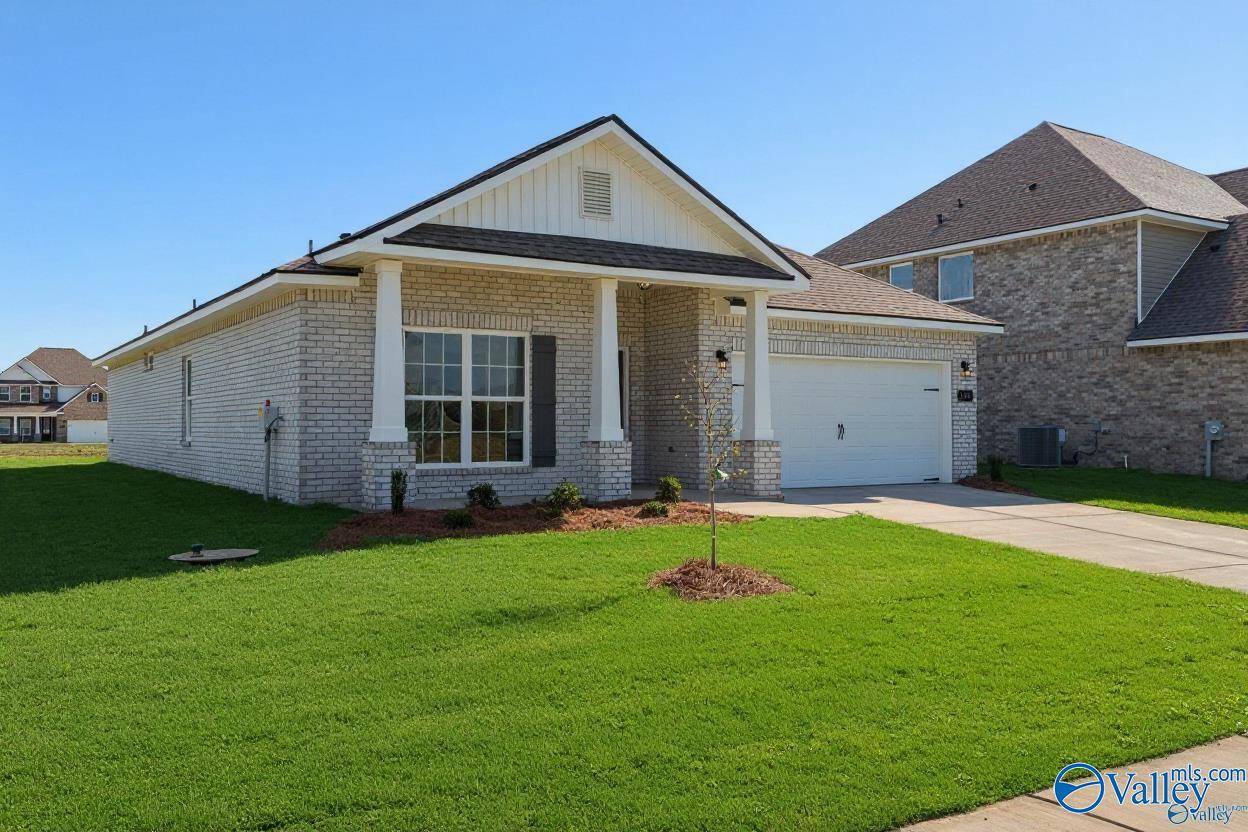 Toney, AL 35773,196 Beaver Brook Place