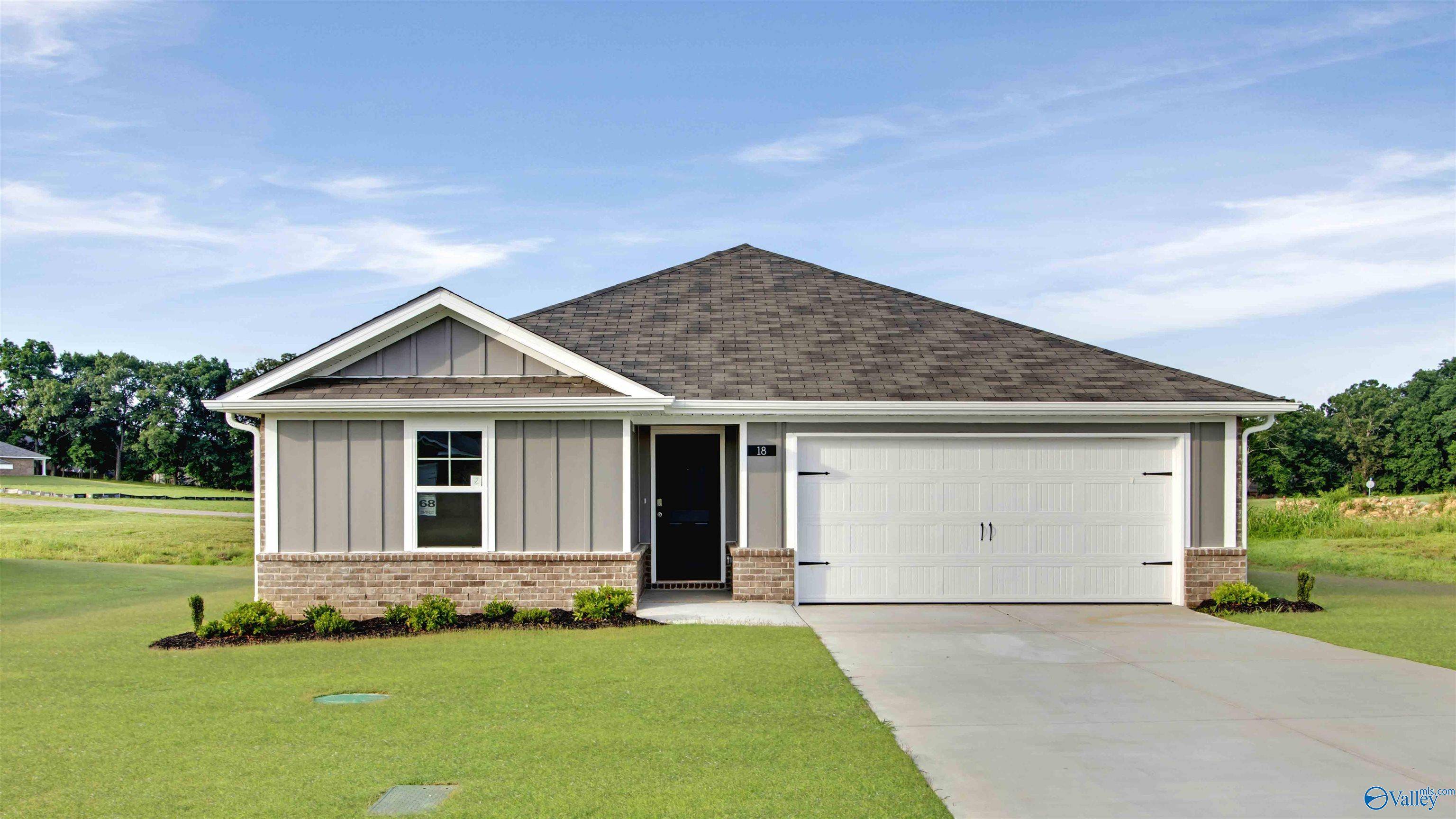 Fayetteville, TN 37334,18 Jackson Way