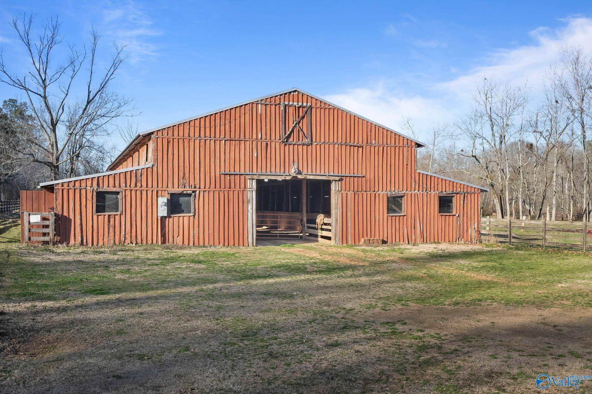 Owens Cross Roads, AL 35763,315 Rock Spring Road