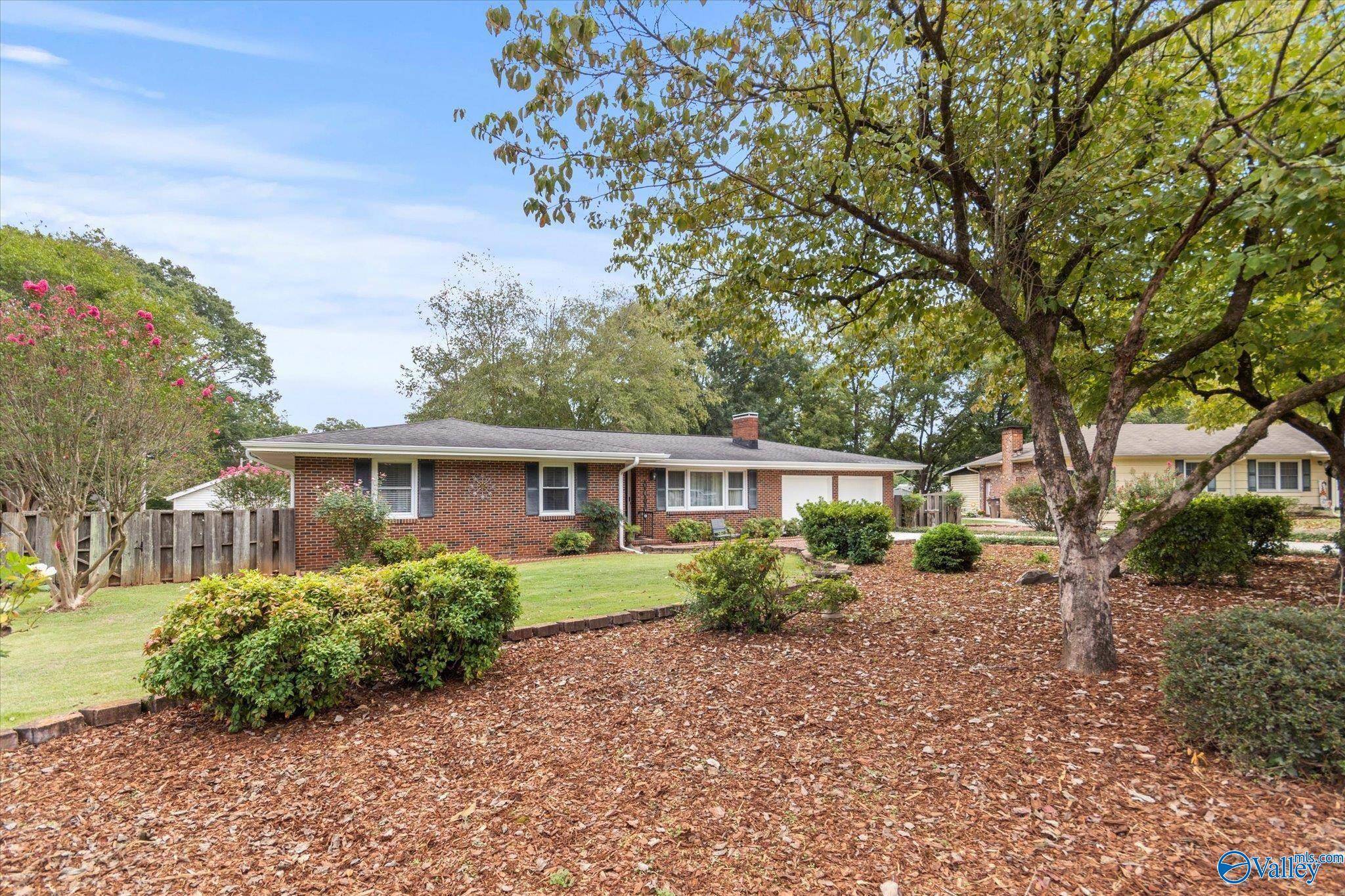 Decatur, AL 35601,2209 College Street SE