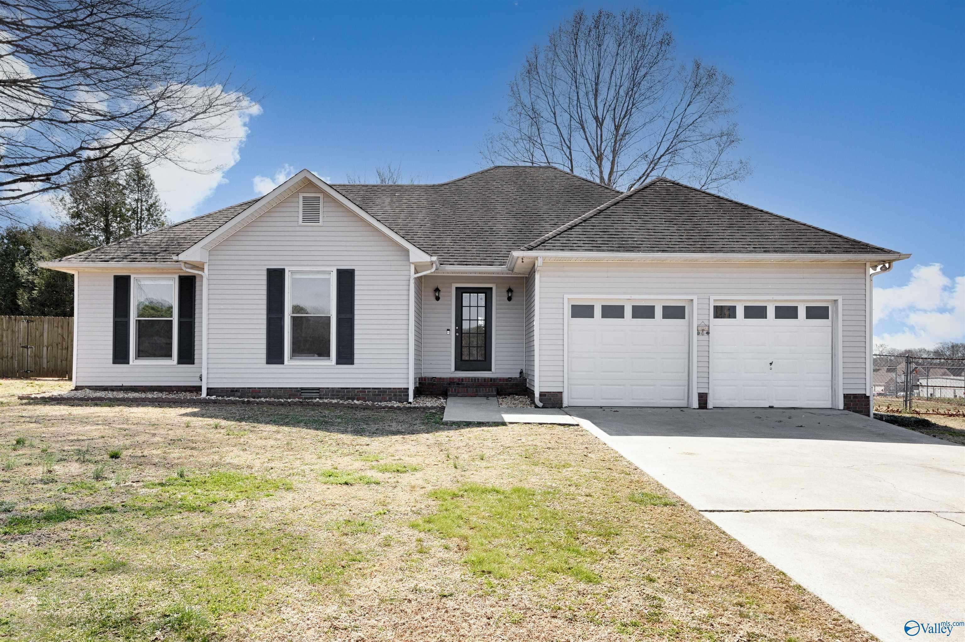 Athens, AL 35613,24844 Holland Lane