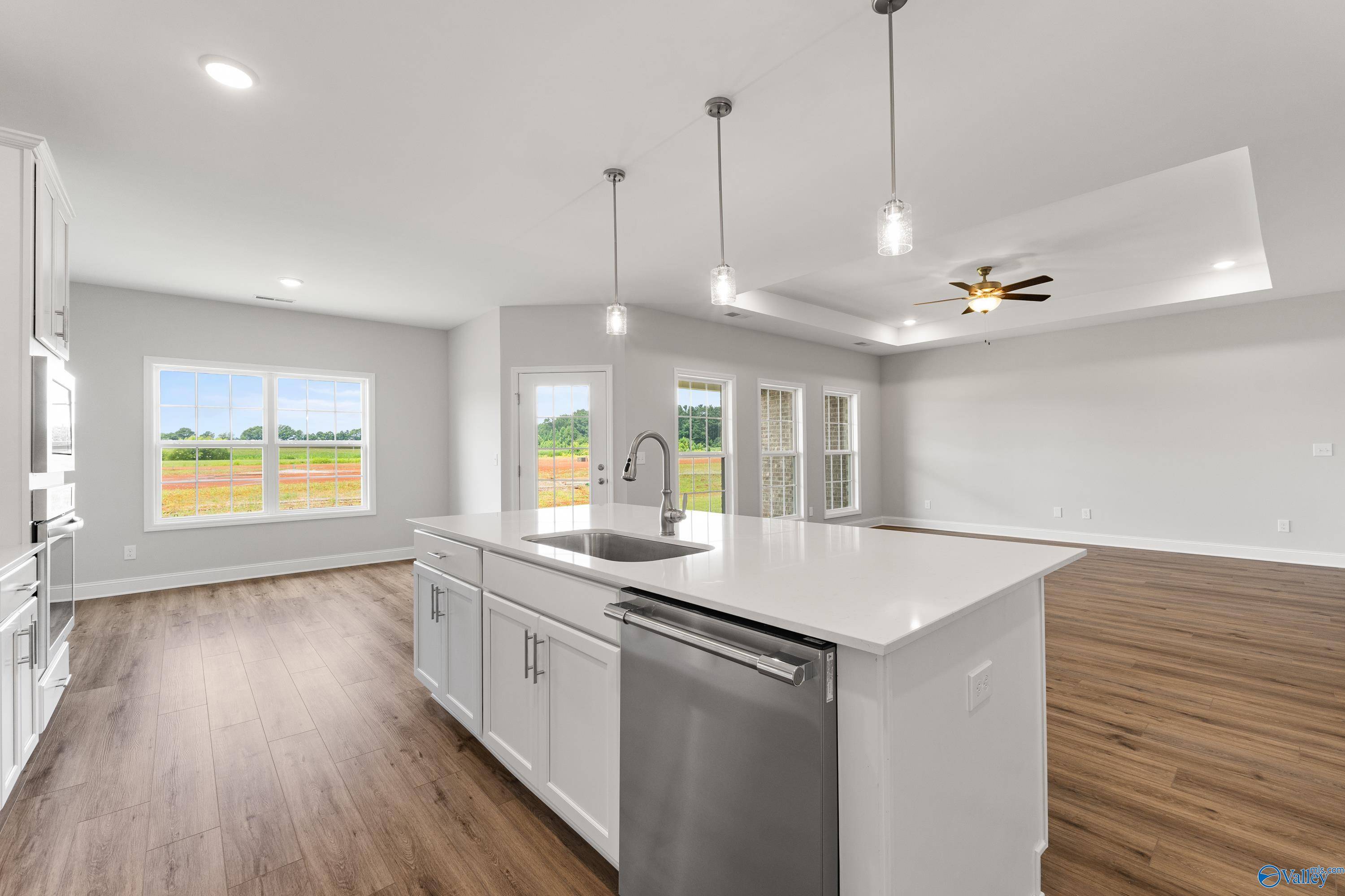 Toney, AL 35773,102 Goodwood Lane
