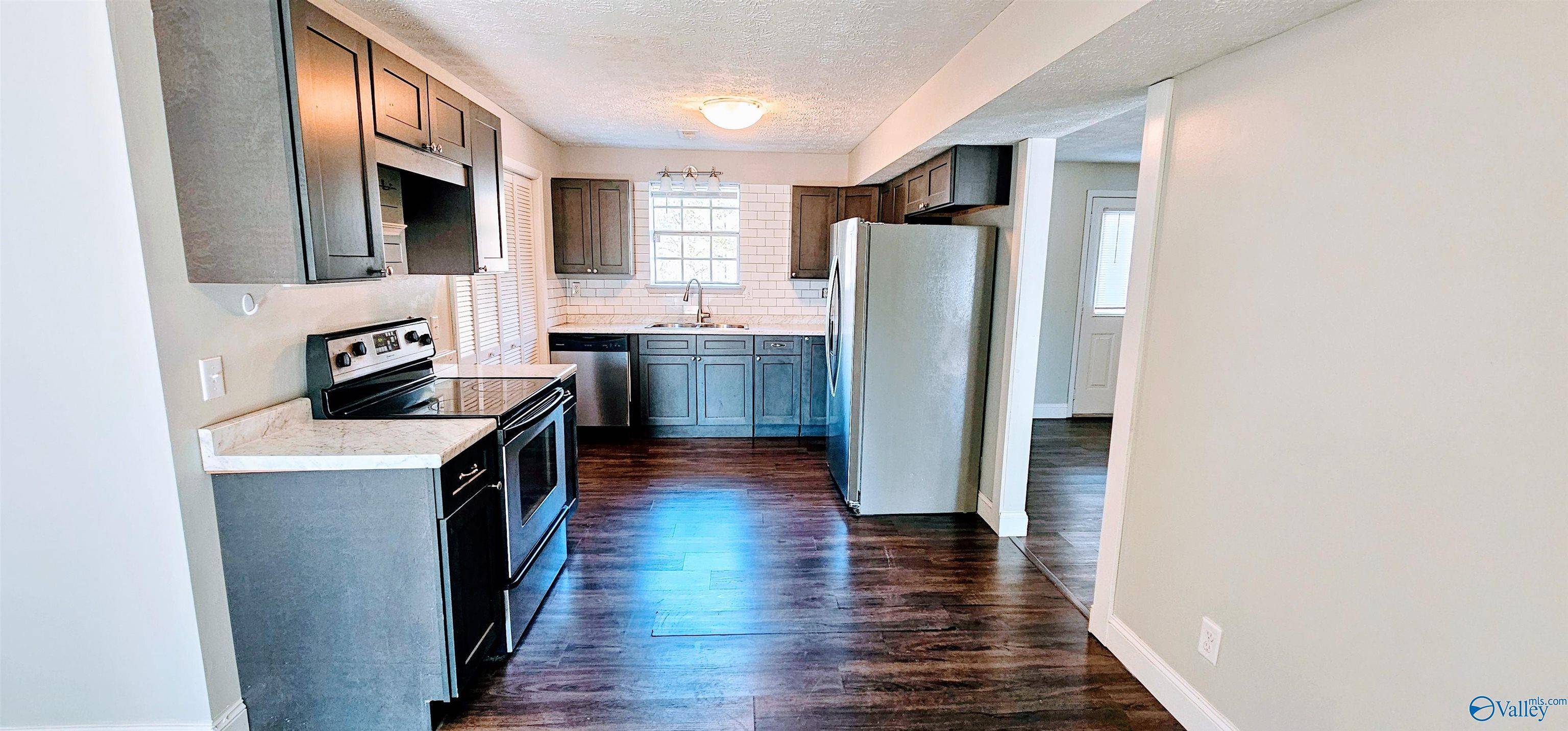 Ider, AL 35981,3972 County Road 140
