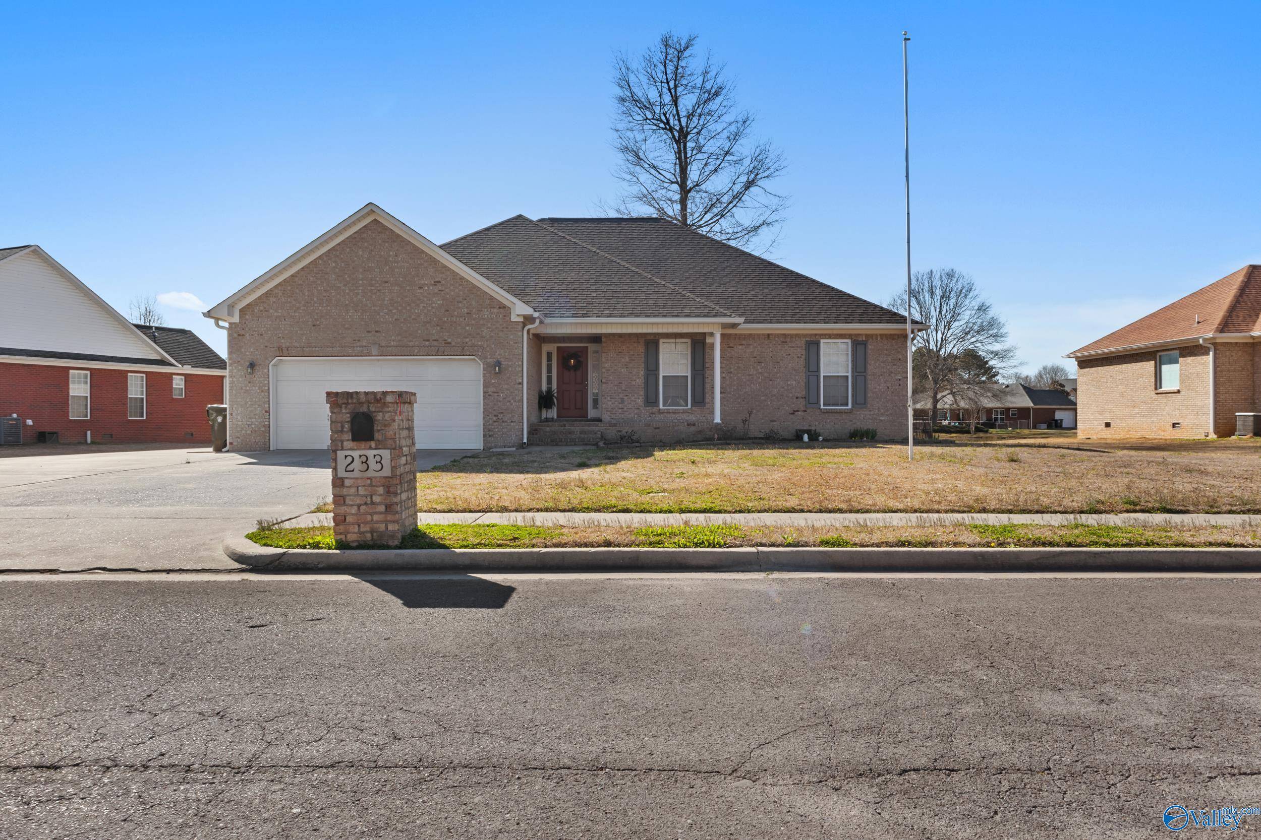 Owens Cross Roads, AL 35763,233 Chestnut Oak Circle