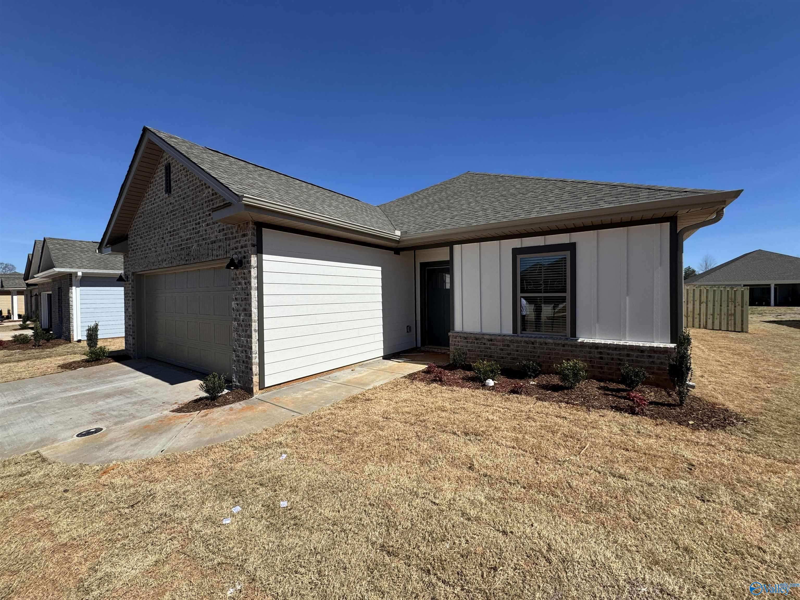 Athens, AL 35613,12316 Bartow Lane