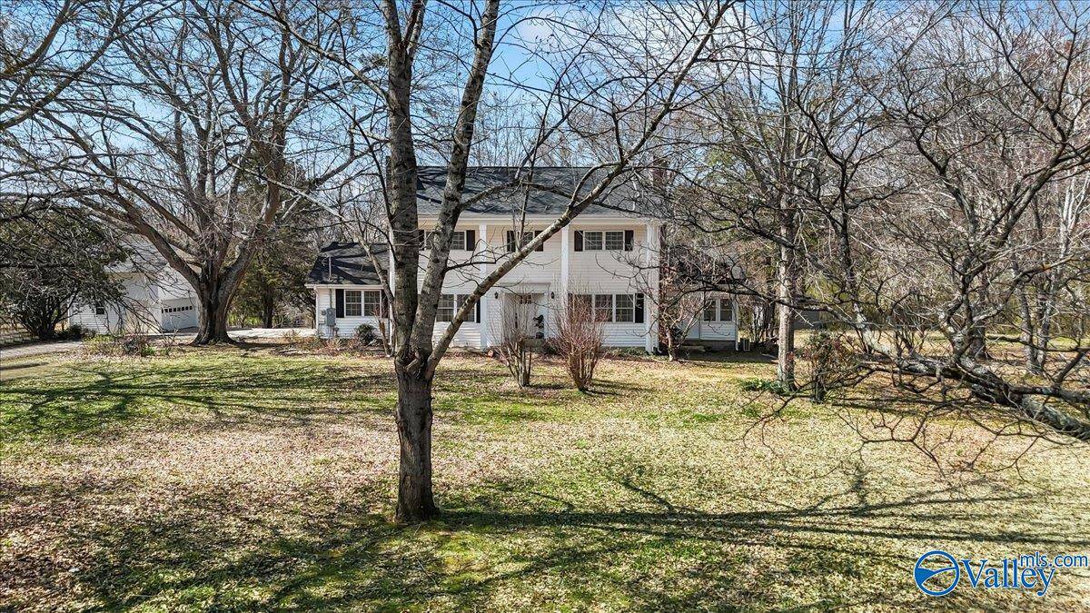 Hartselle, AL 35640,390 Forest Chapel Road